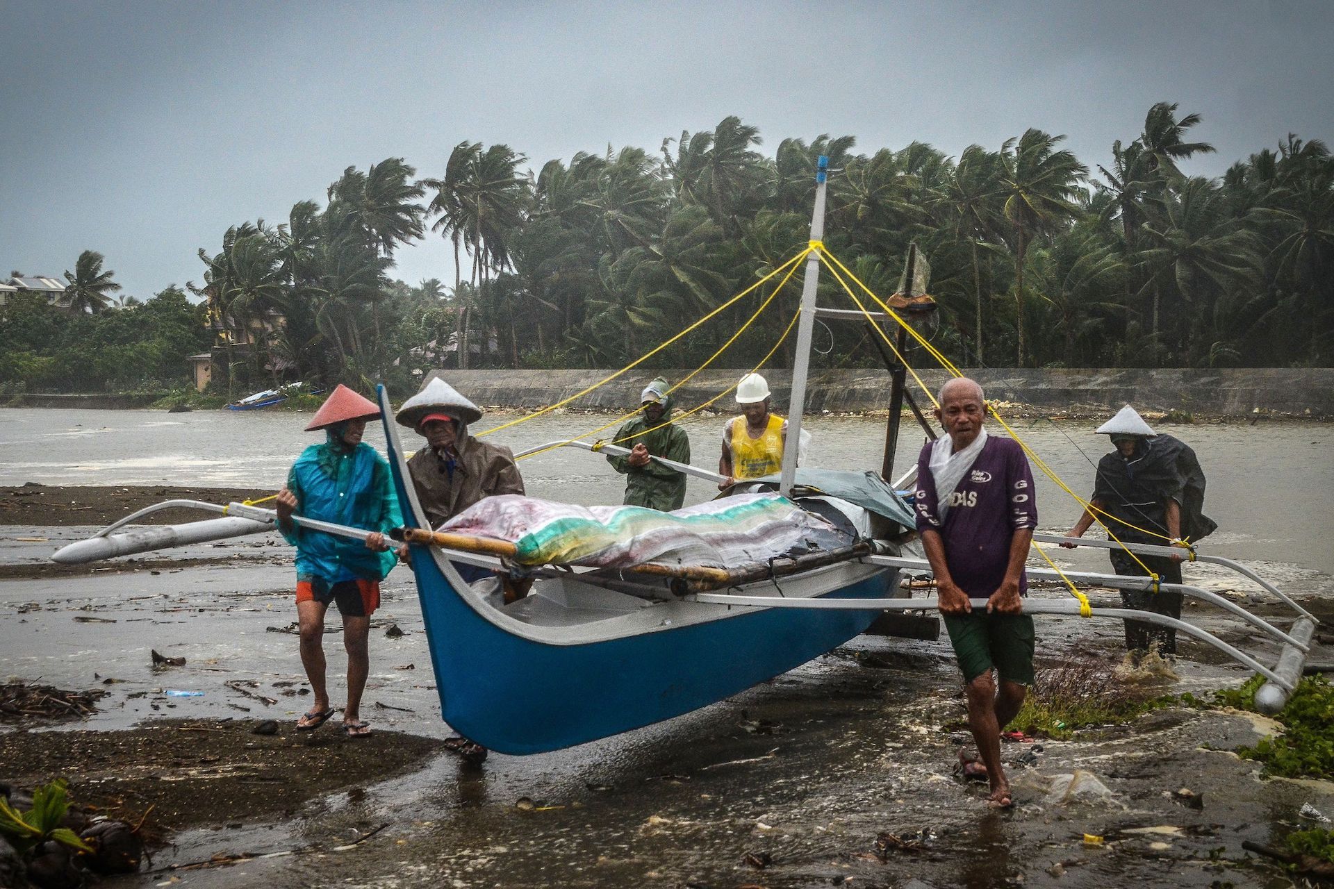 1577369503659-philippines-typhoon-5