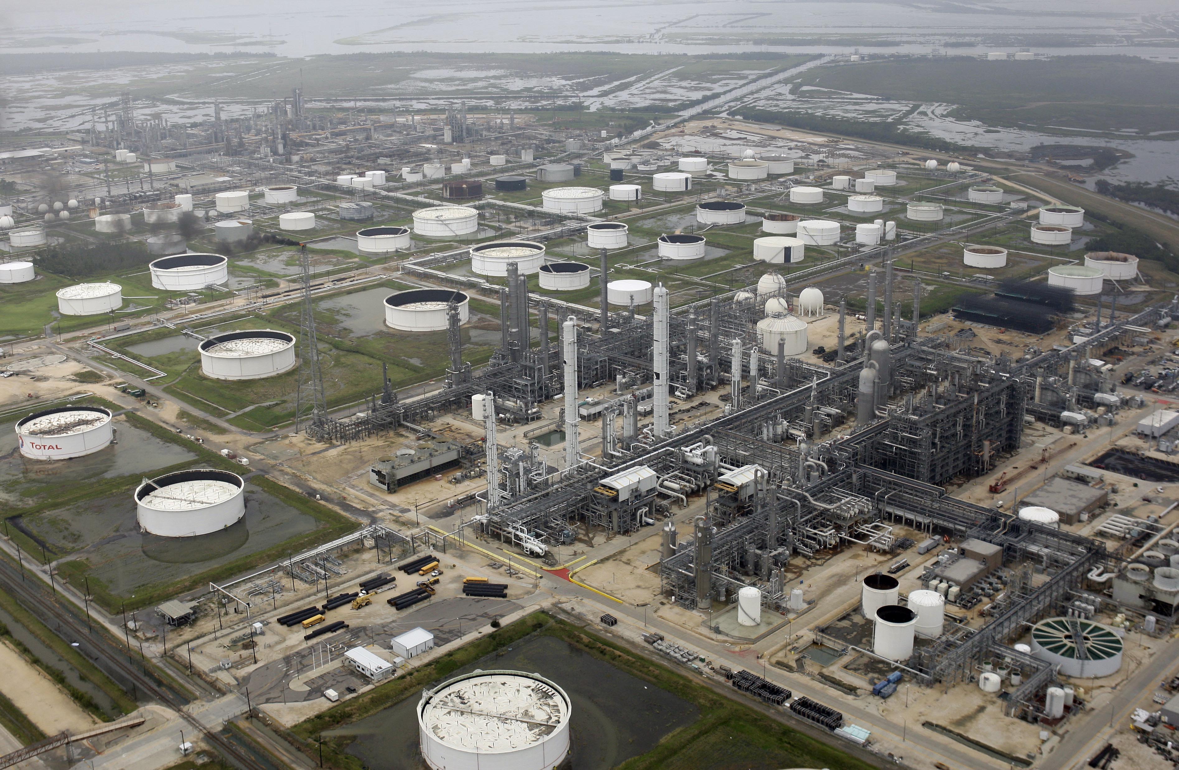 An aerial view of an oil plant.