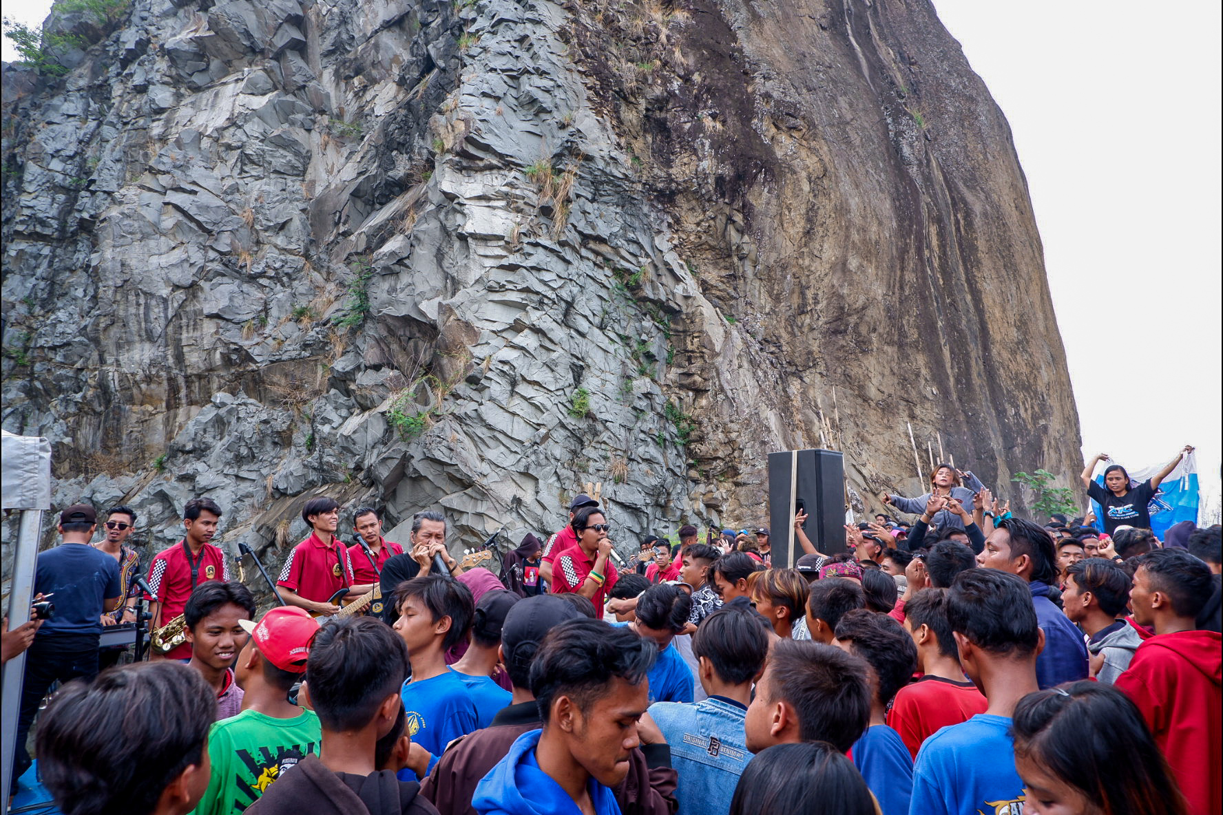 1578479277534-Substreet-menggoyang-muda-mudi-Majalengka