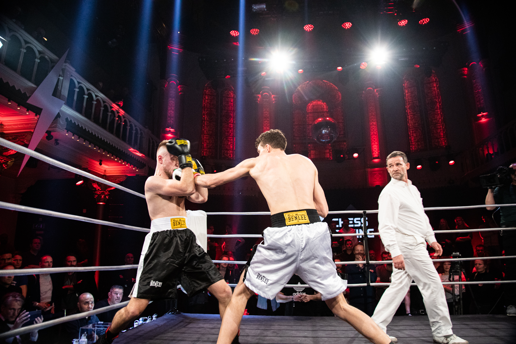 CHESS NEWS BLOG: : Chess Boxing Features in 'Photo of