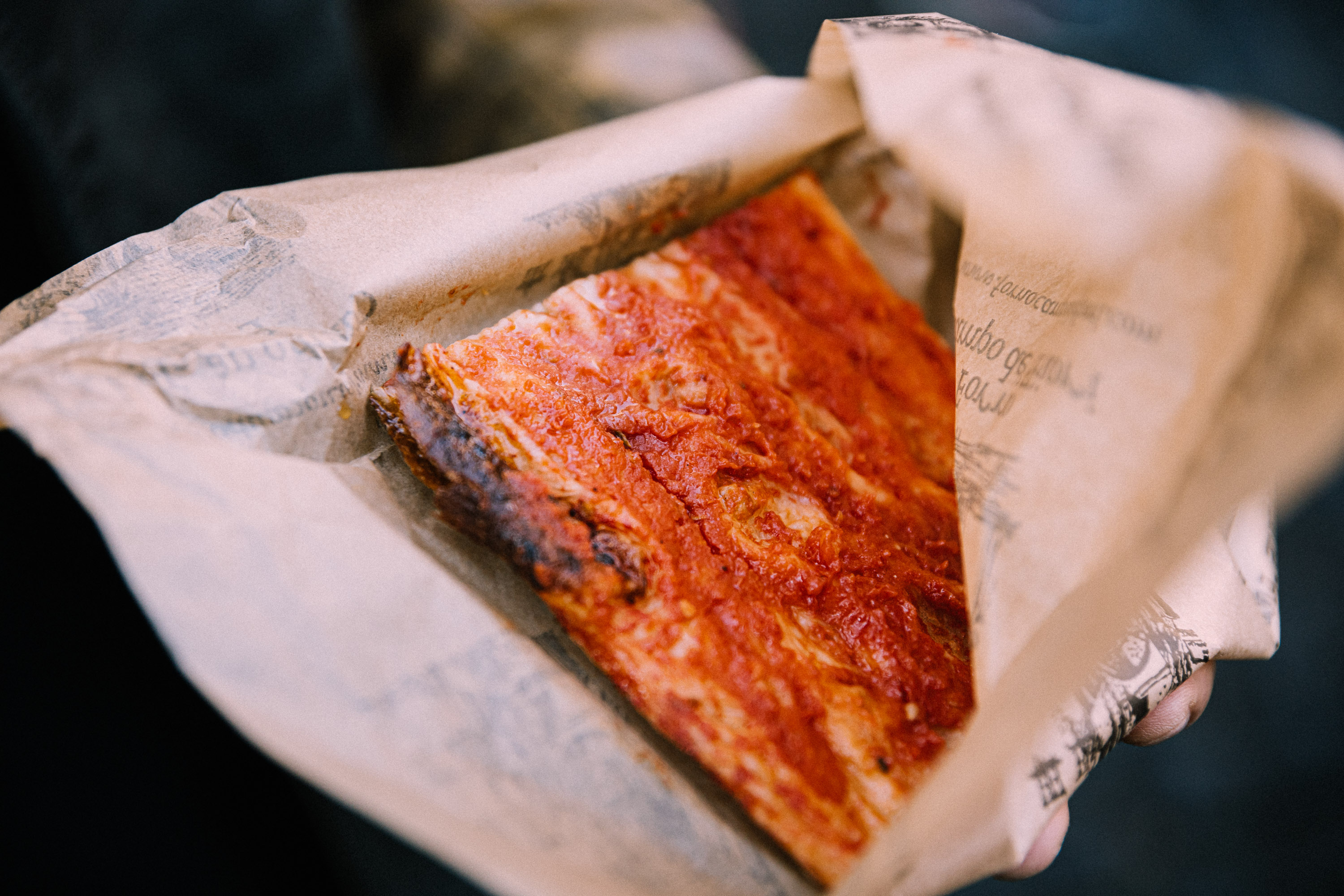 Pizza rossa romana
