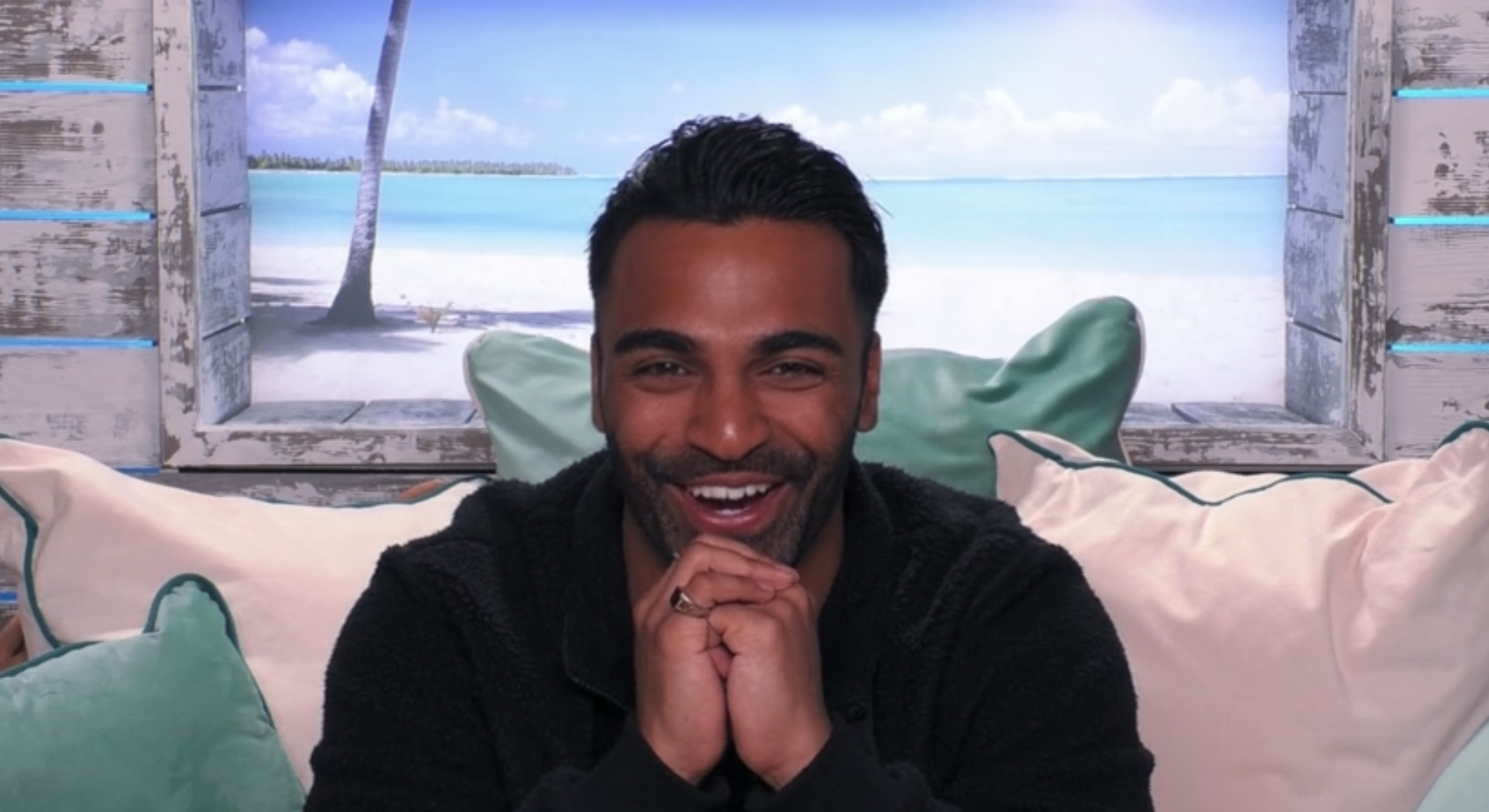 Love Island Nas