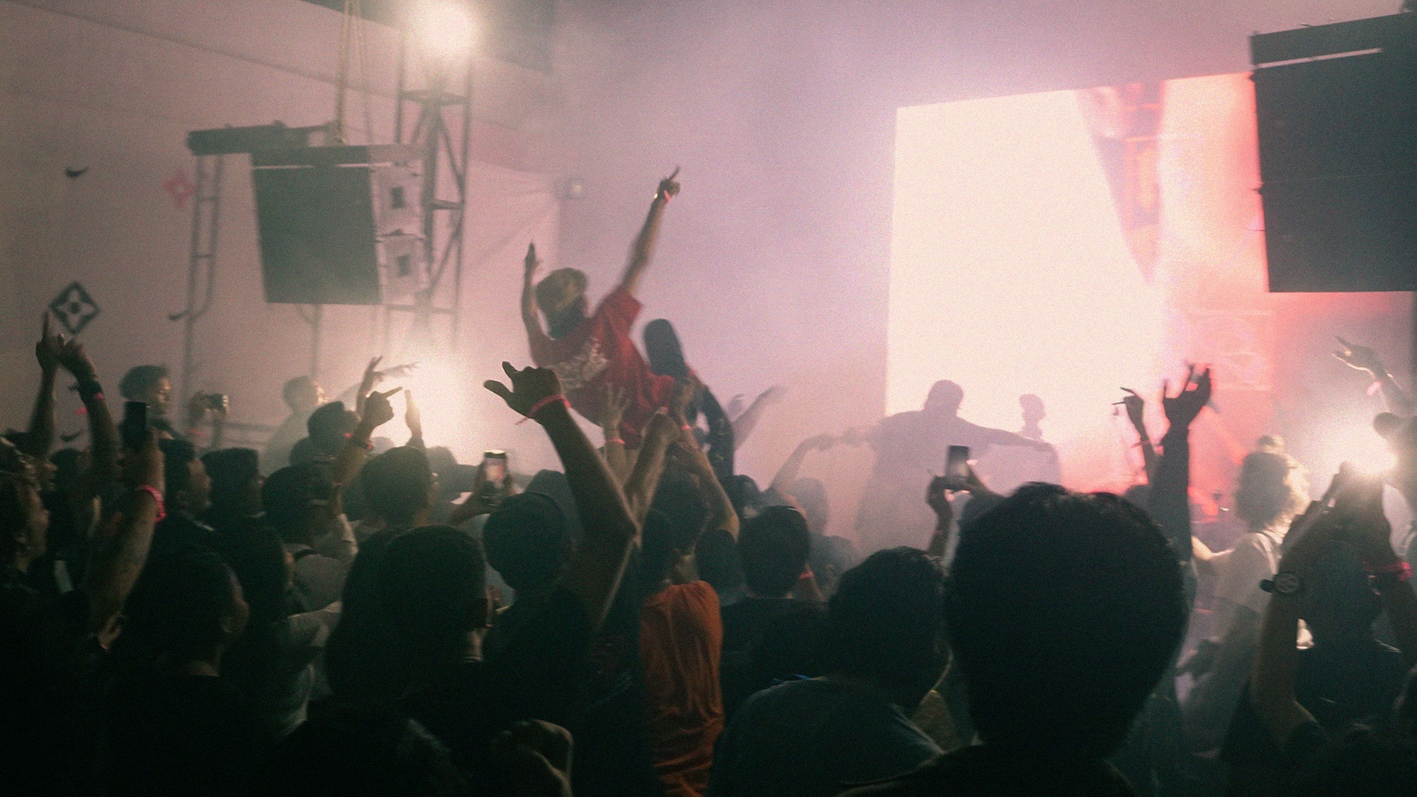 1579693741111-ravepasar-3