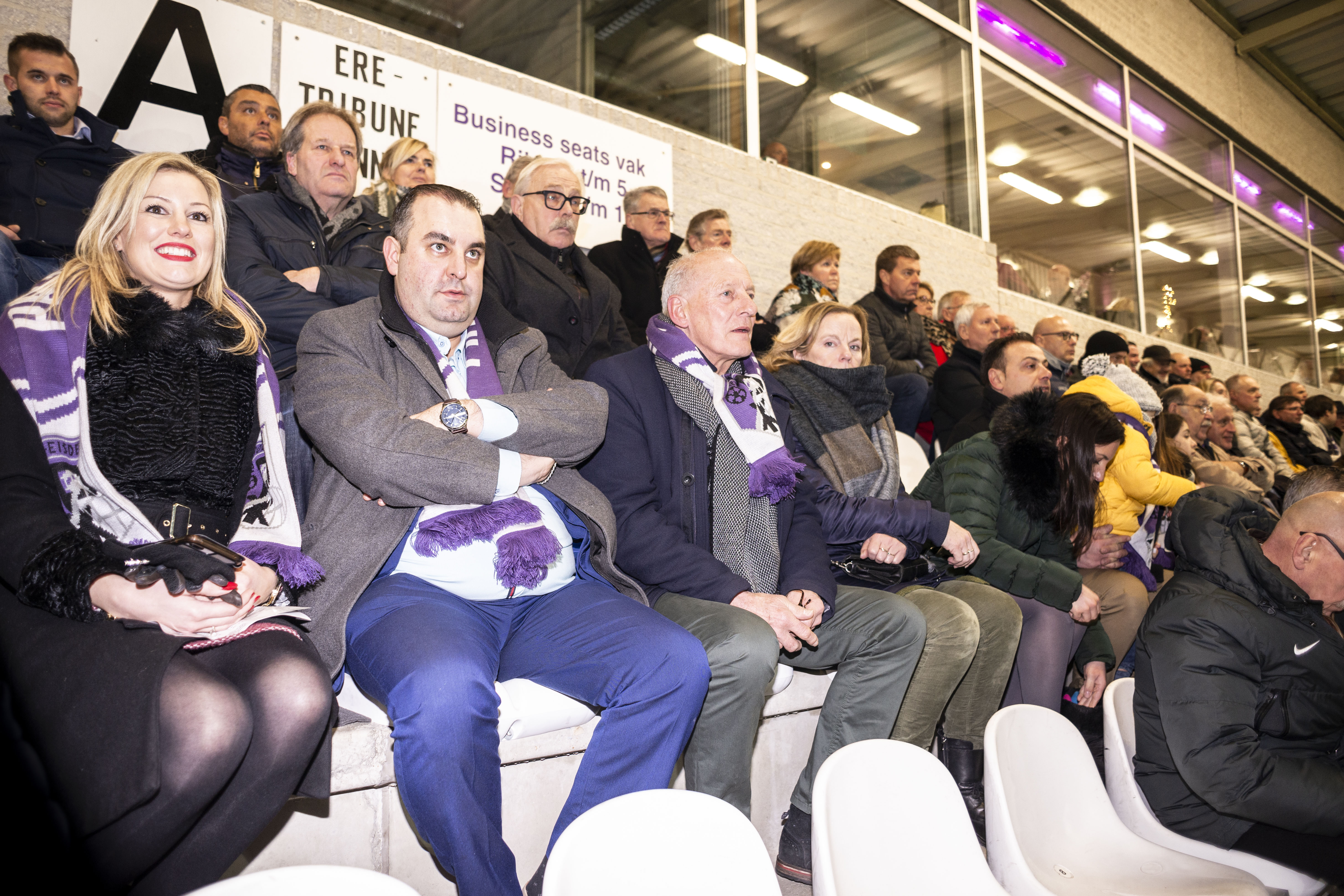 Annika en Salar Azimi op de tribune
