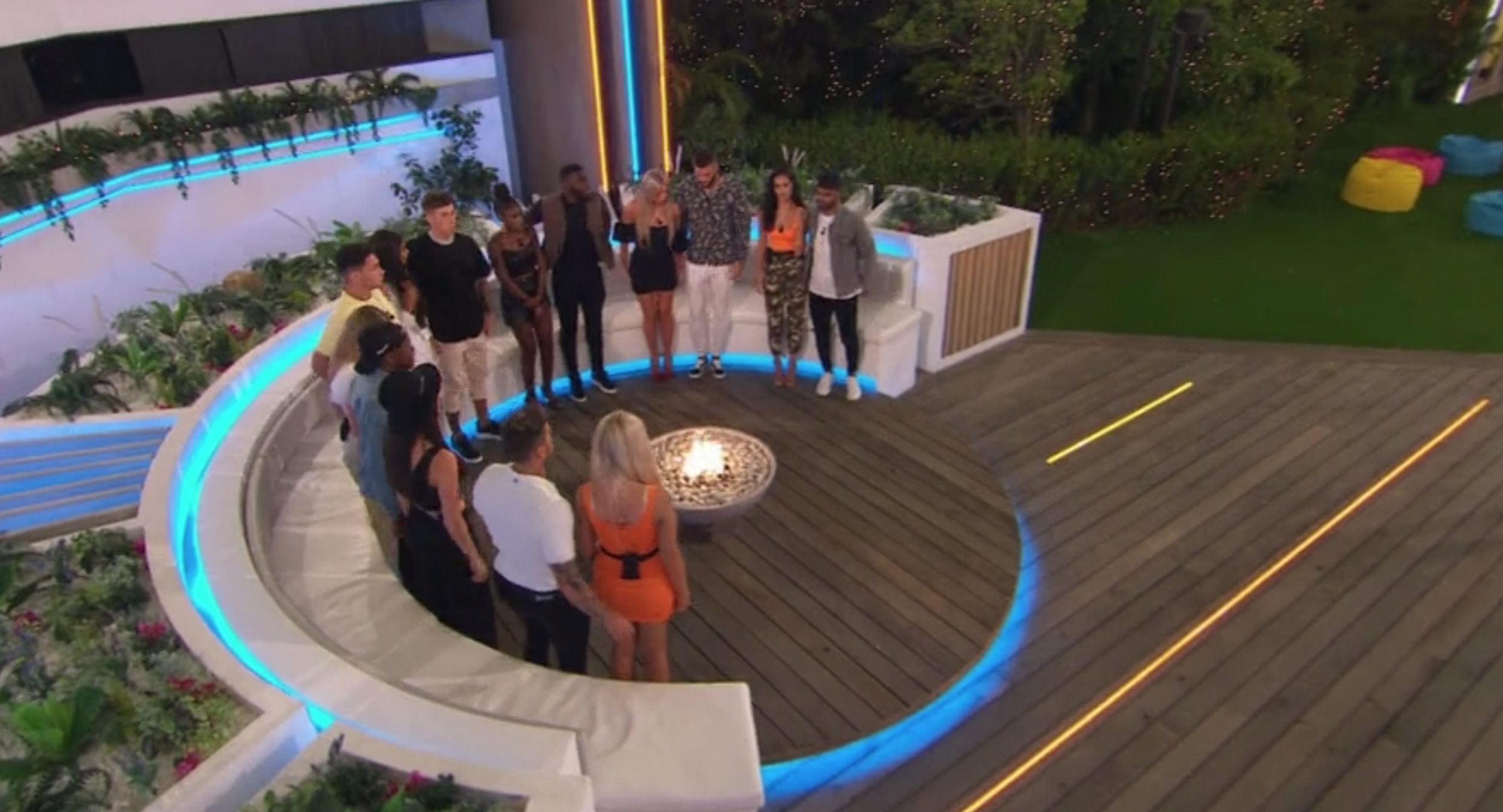 Couples Love Island VICE