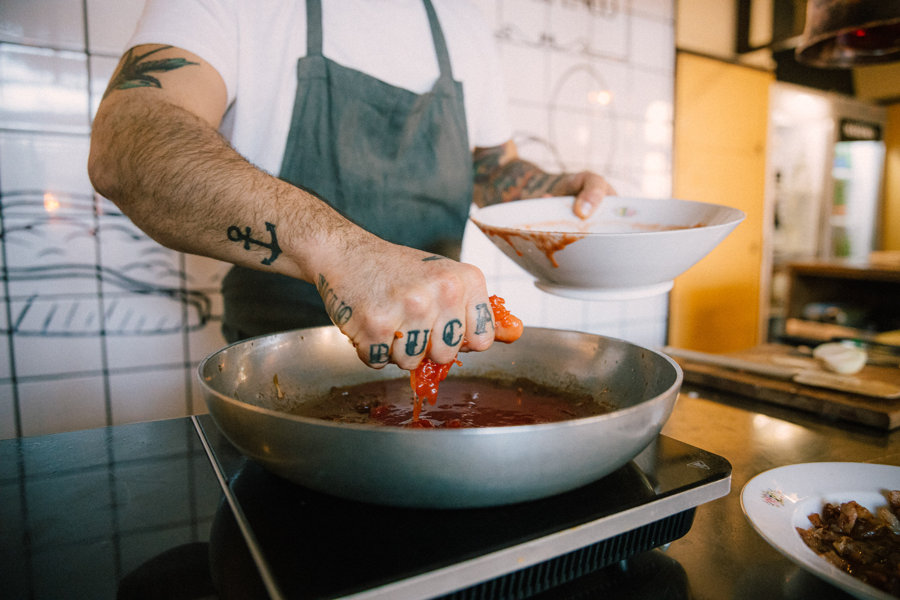 Roma-amatriciana-pelati