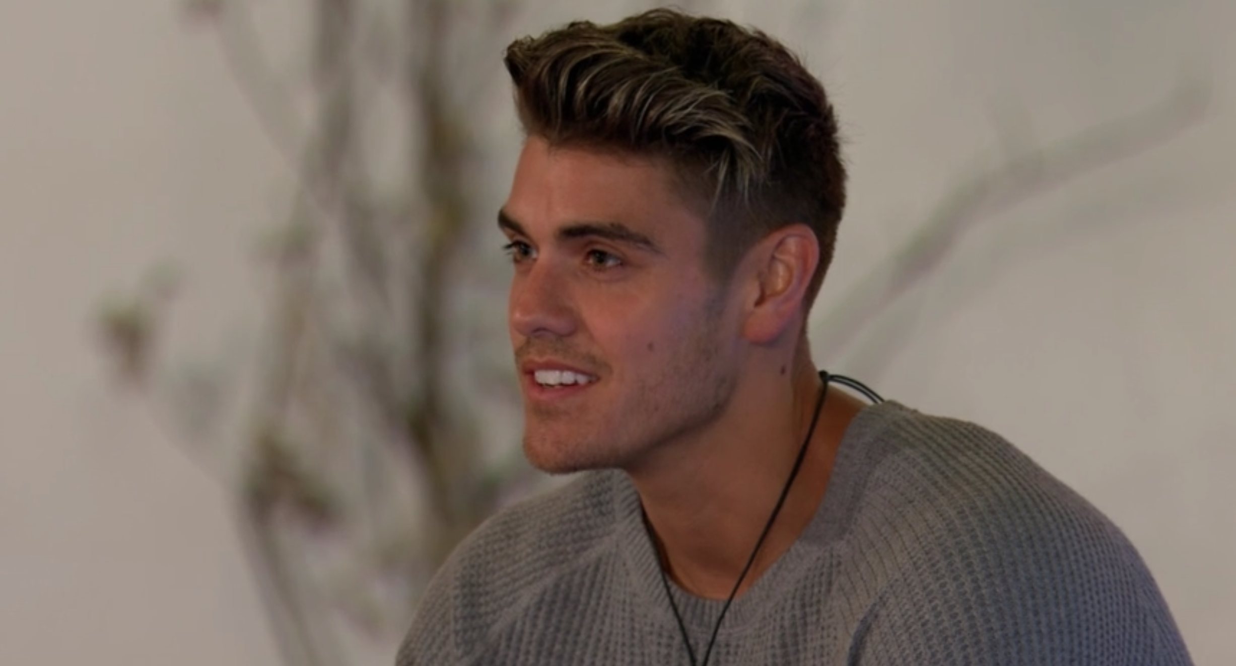 LUKE M LOVE ISLAND VICE