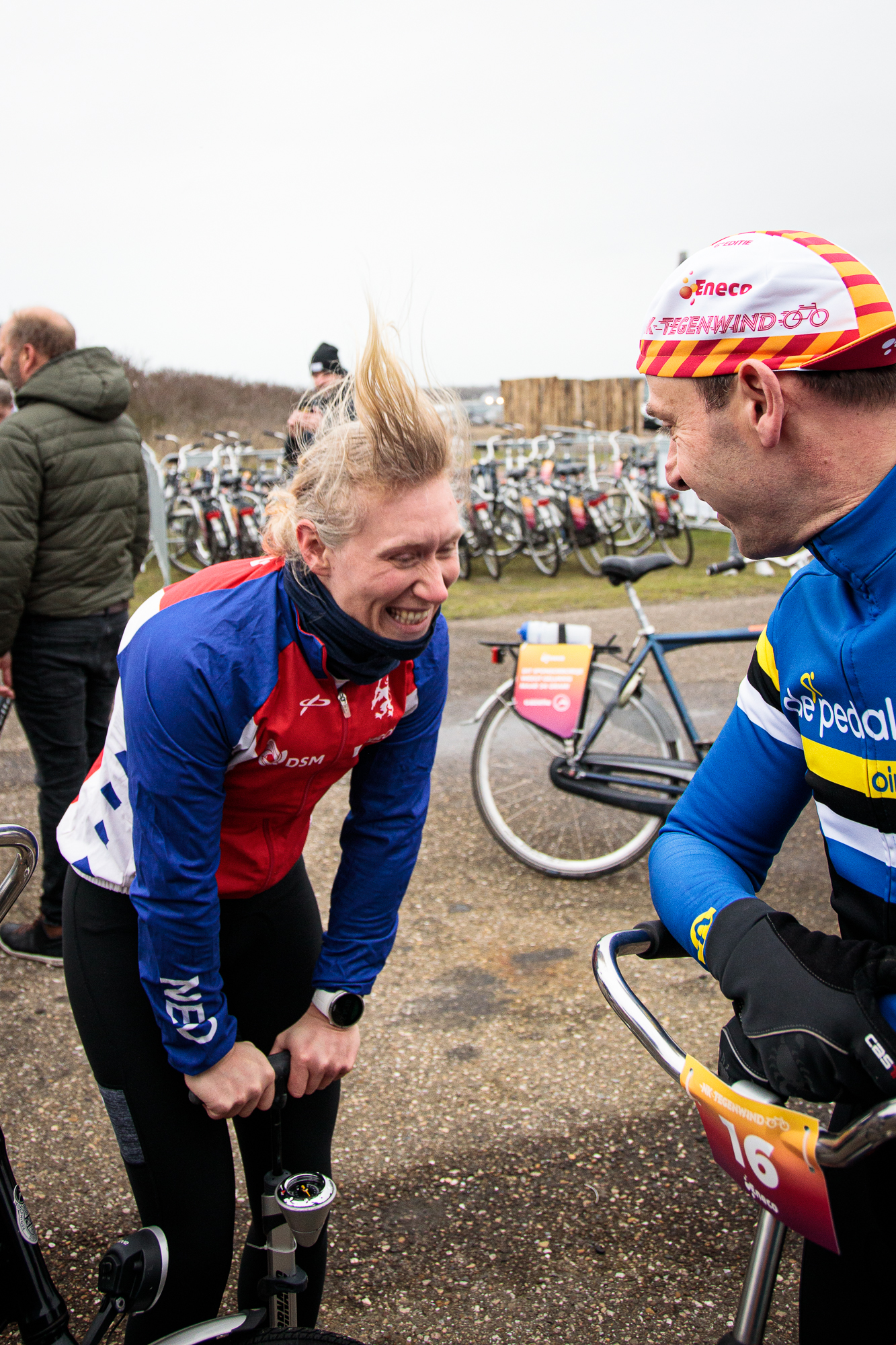 1581332576473-NK-Tegenwindfietsen-8