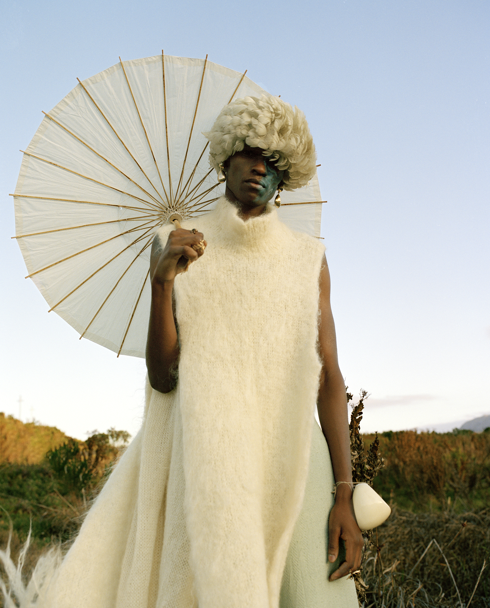 Out_Of_My_Dreams_editoriale_Daniel_Obasi_Jesse_Navarre_Vos_città_del_capo
