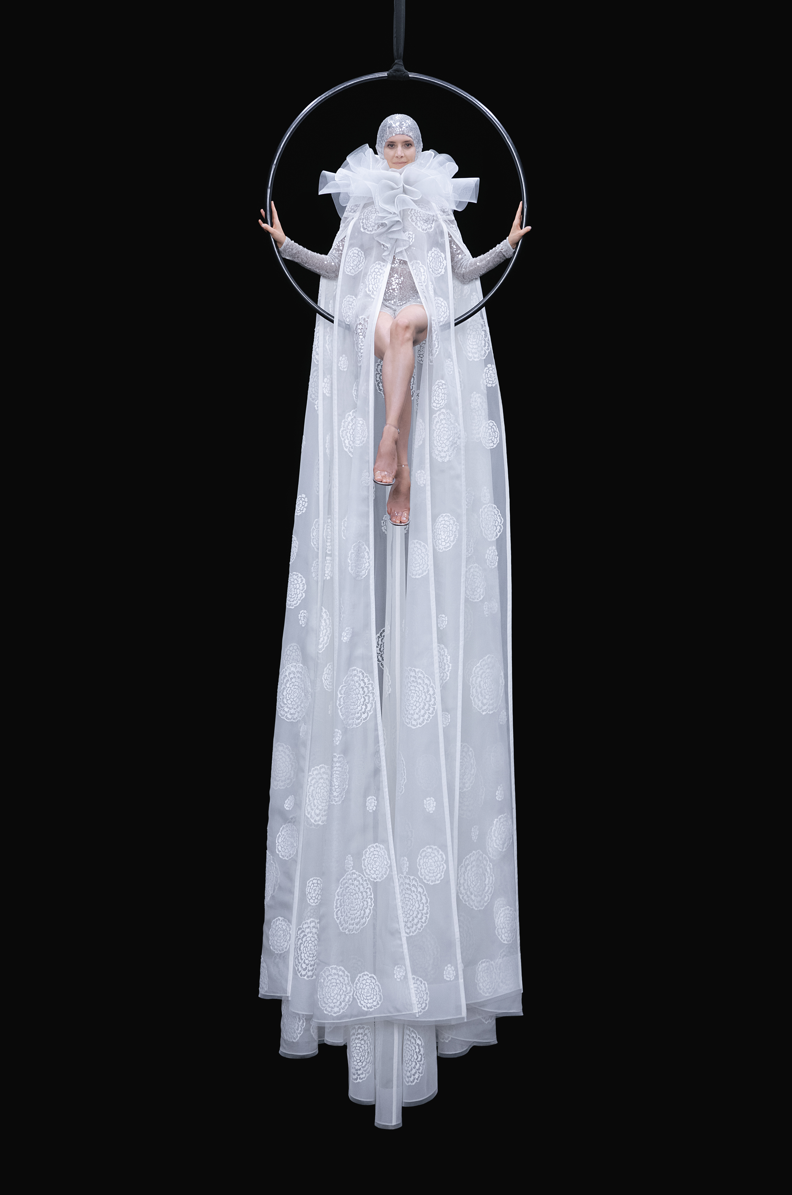 006_VALENTINO_HC_FW2021.jpg