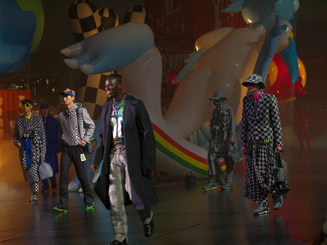 See Virgil Abloh's SS21 menswear show for Louis Vuitton in Tokyo - i-D
