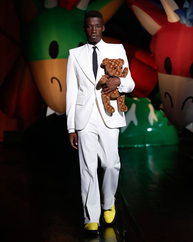 Virgil brings Louis Vuitton Men's SS21 collection to Japan - i-D