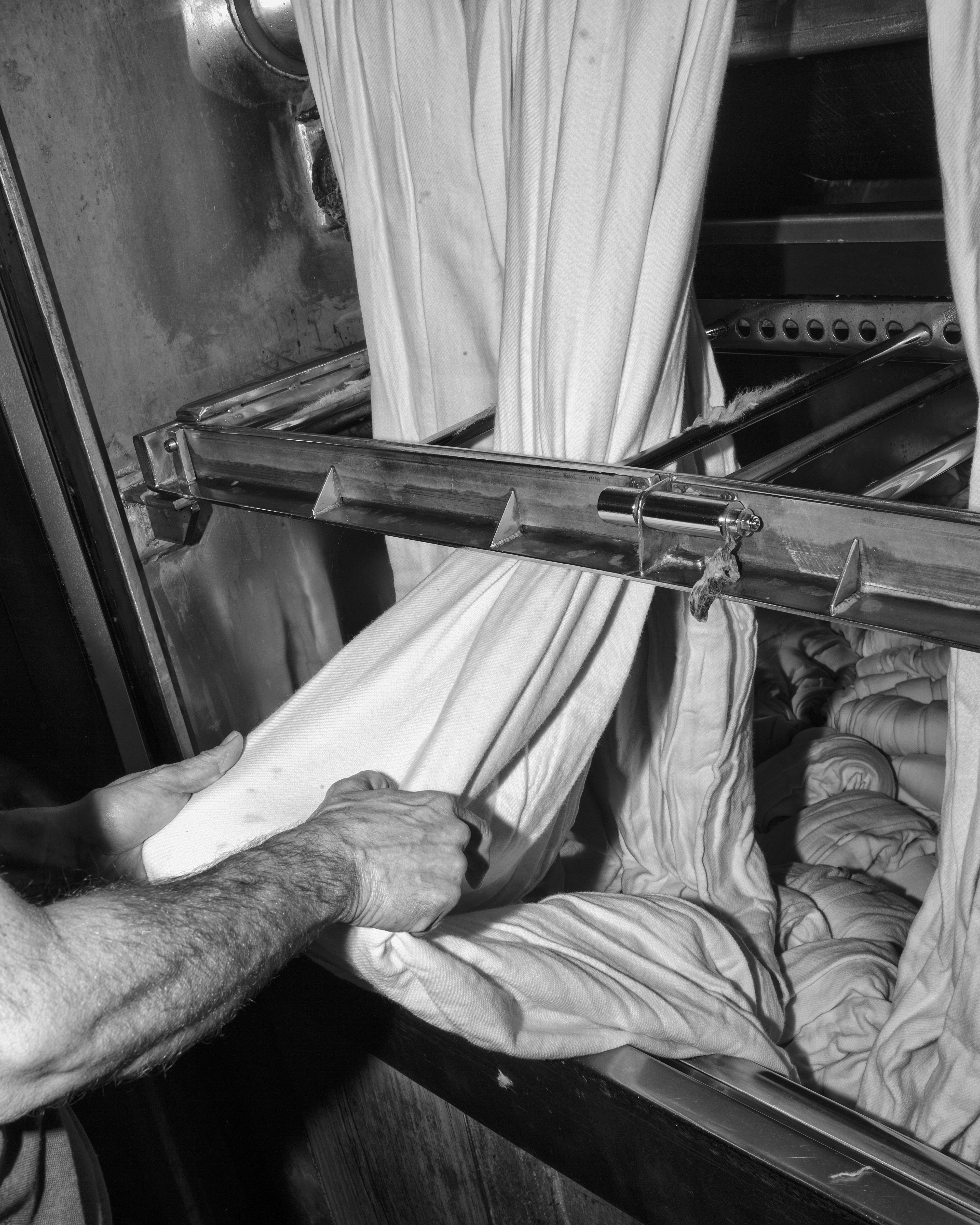 jacopo-benassi-fotografia-vuoto-mostra-centro-pecci