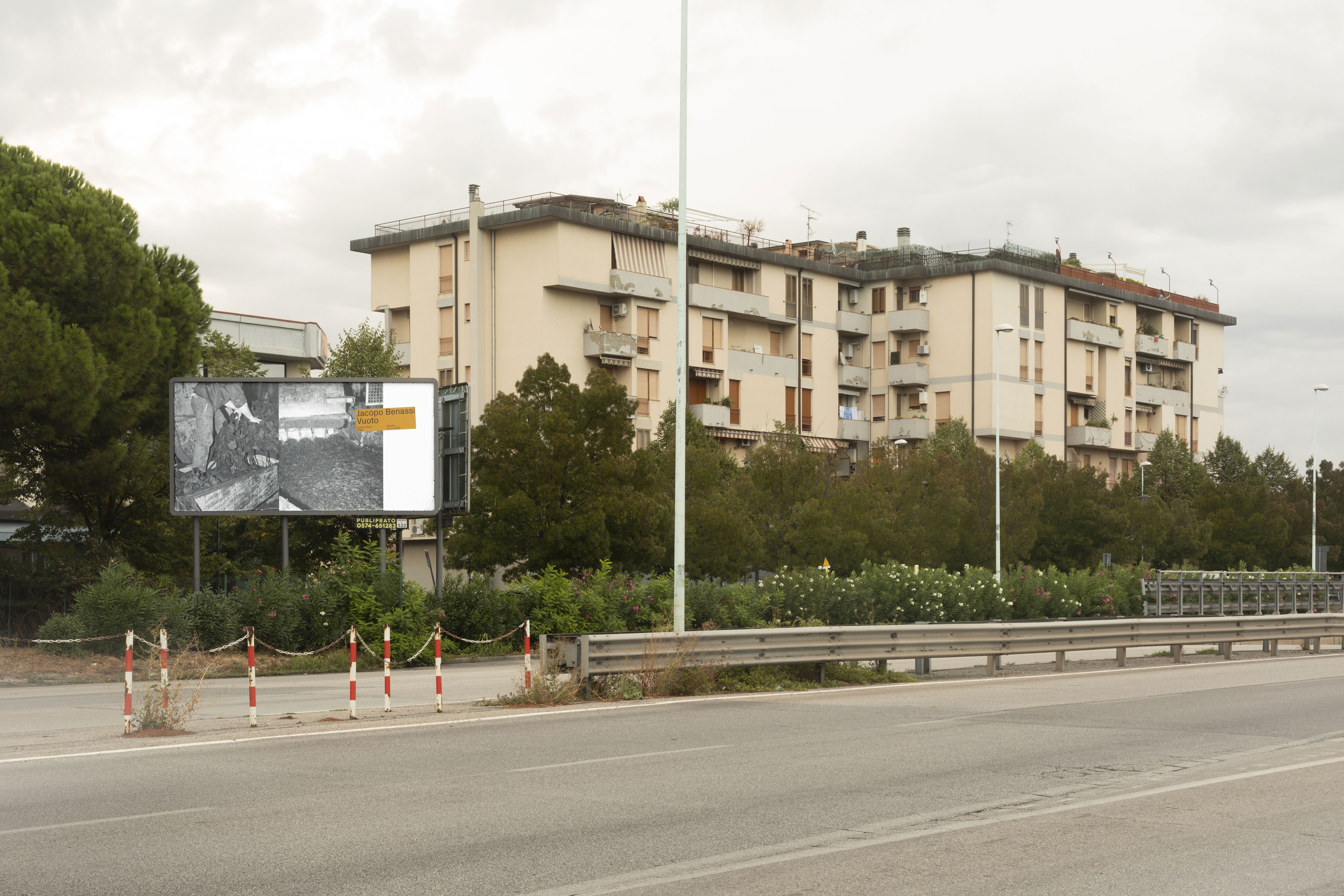 jacopo-benassi-fotografia-vuoto-mostra-centro-pecci