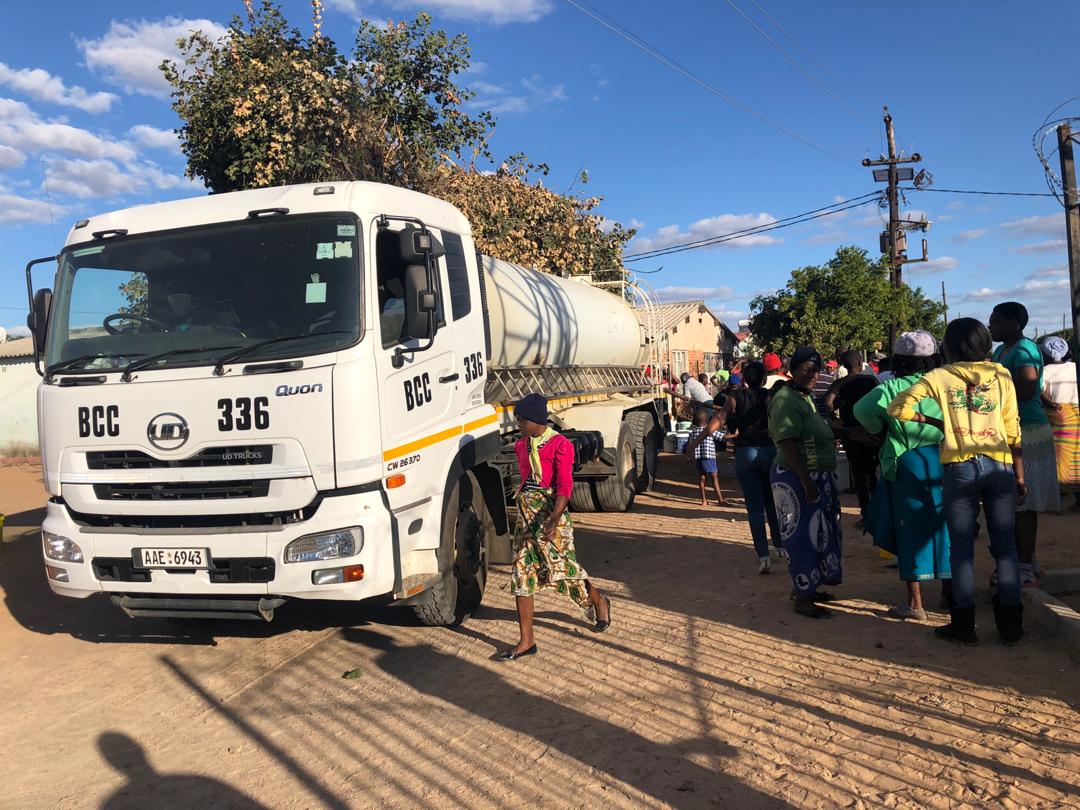 Bulawayo city authorities in partnerships with NGOs are using water delivery trucks to deliver to residents.