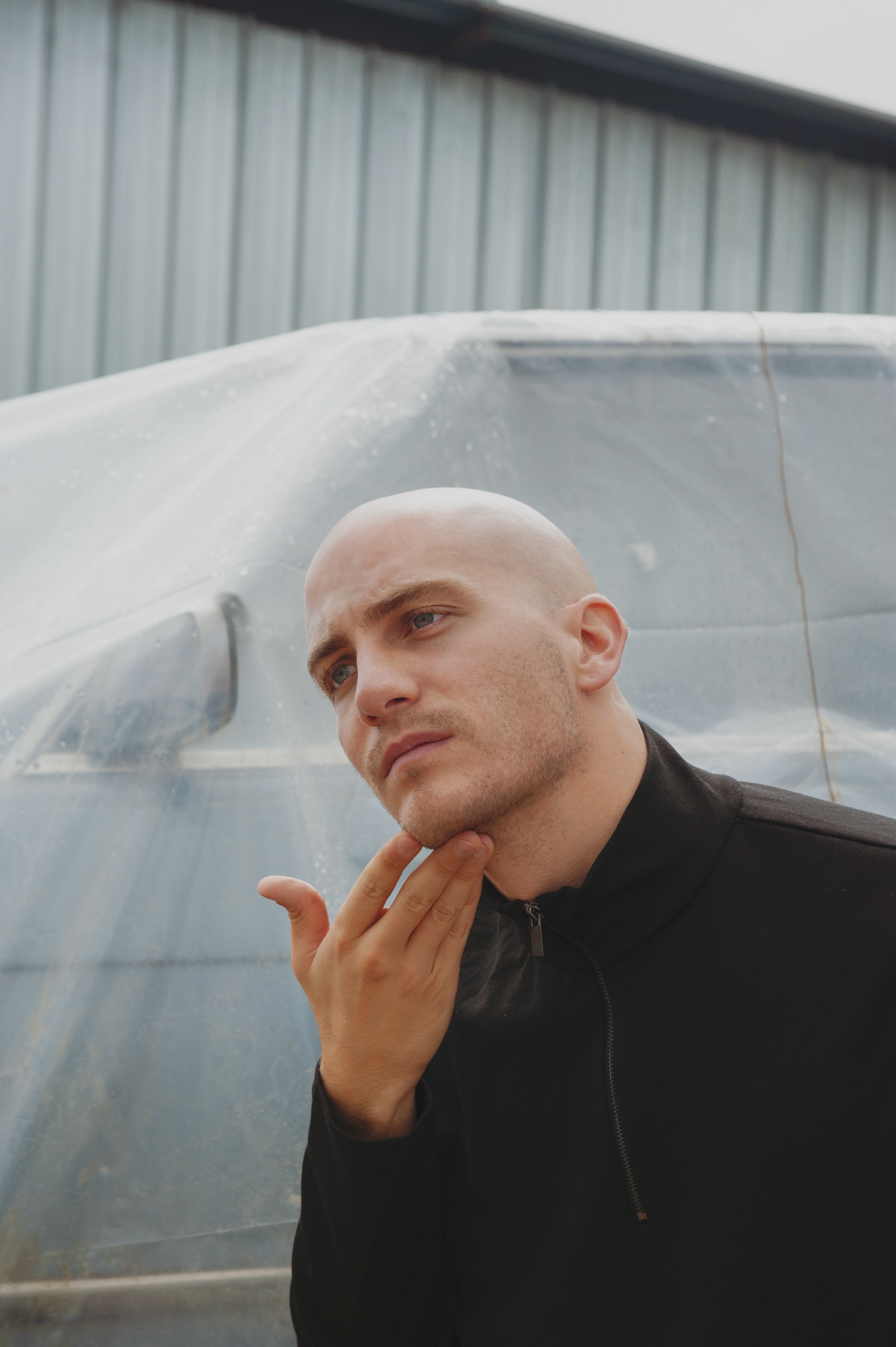 Intervista a Vincenzo Pizzi: 15 domande su techno ed elettronica in Italia