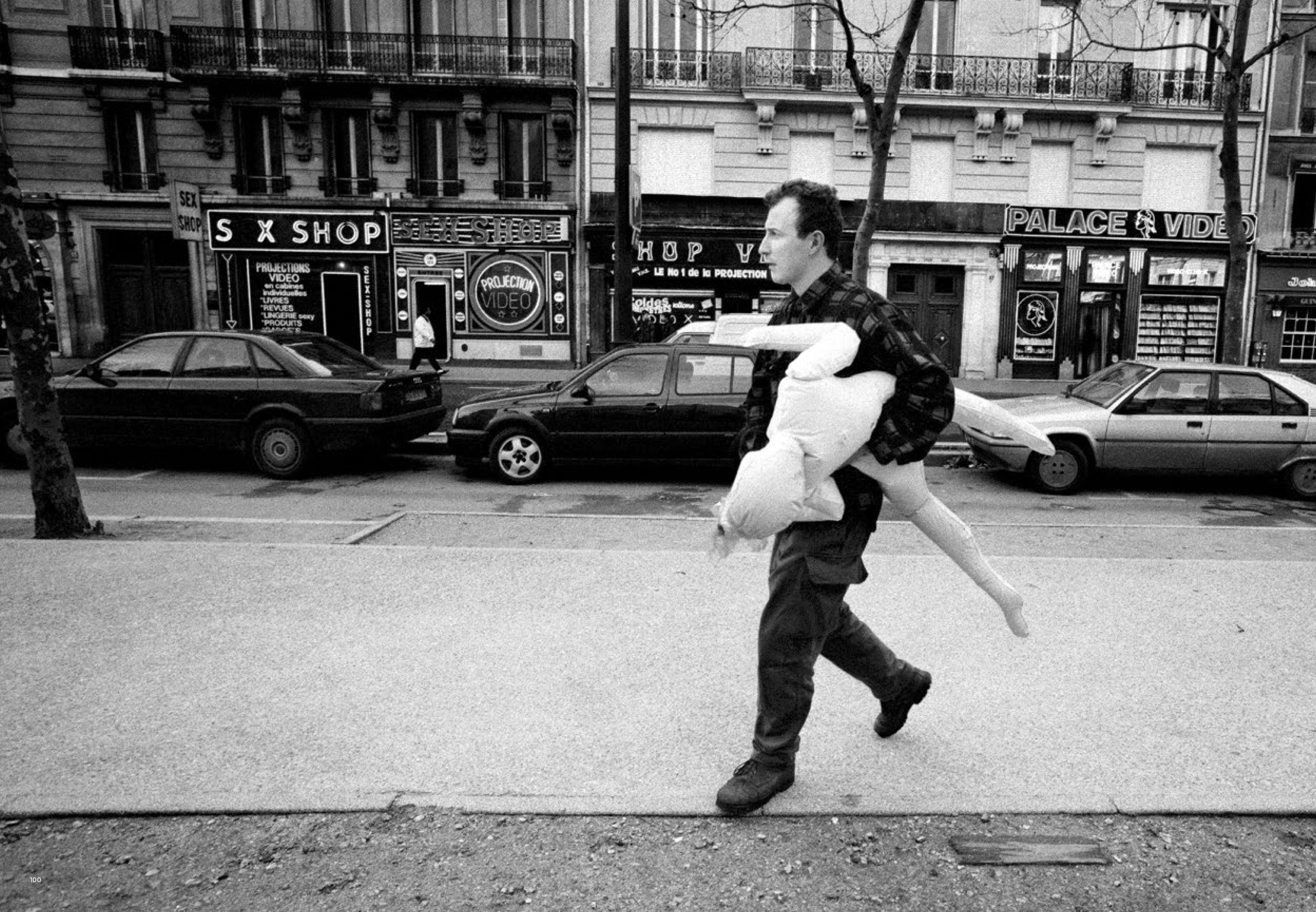 pigalle bar prostituée