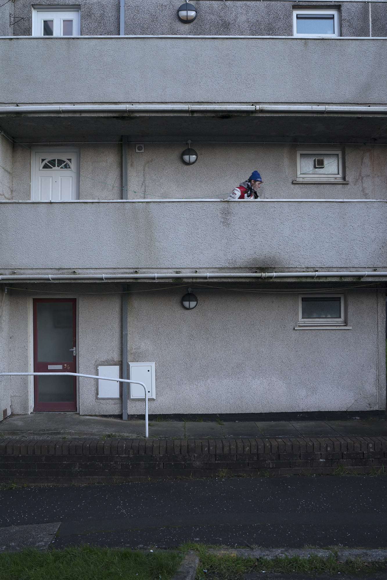 the-budgie-died-instantly-reportage-fotografico-emarginati-outsider