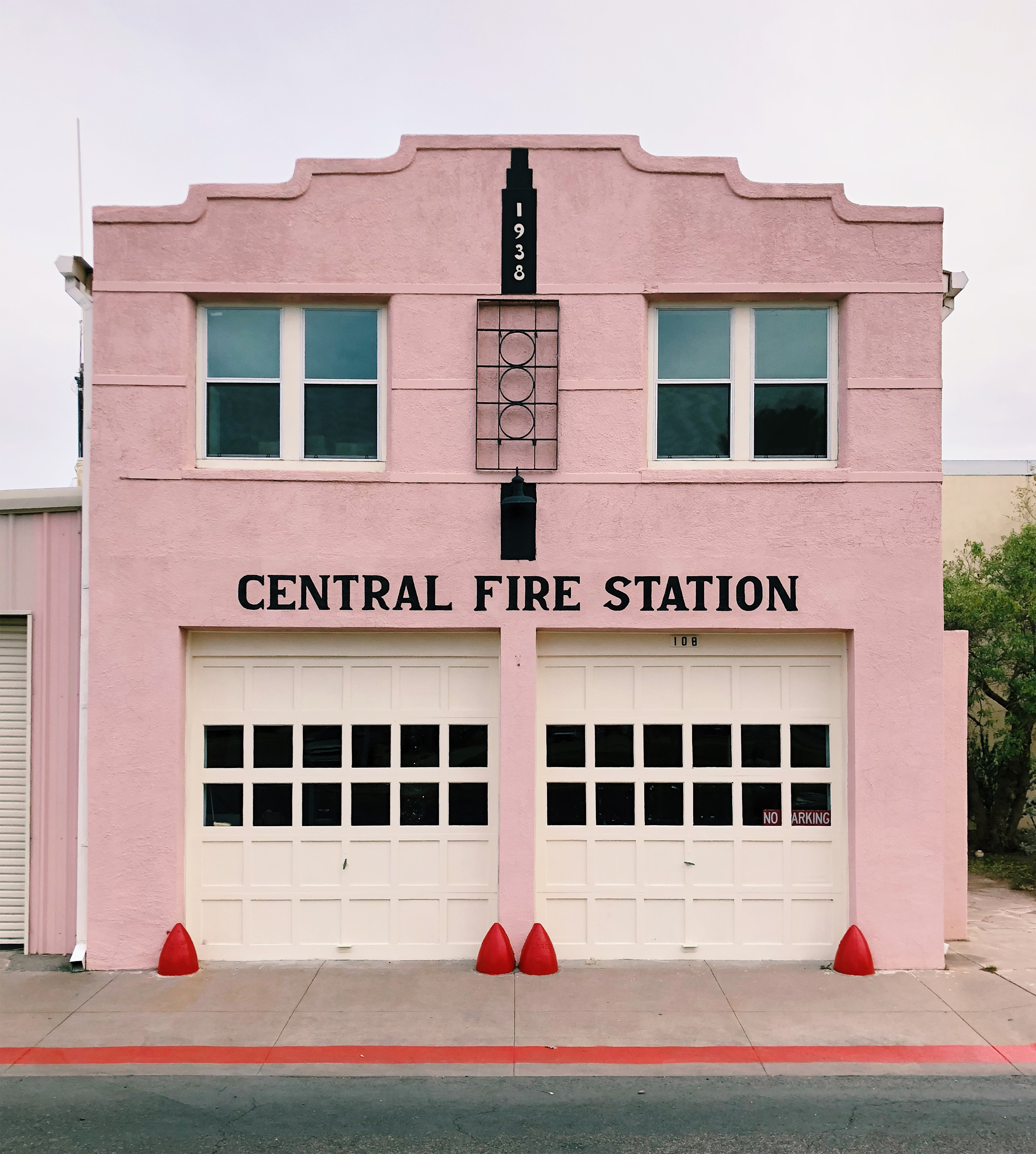 055-marfa-fire-station-@emprestridge.jpg