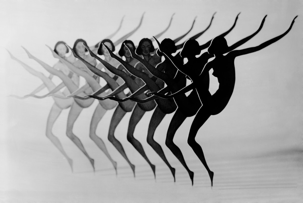 10 mostre di moda che hanno fatto la storia, ora su Google Arts & Culture. Between Art and Fashion: Photographs from the Carla Sozzani Collection, Galerie Azzedine Alaïa, 2017
