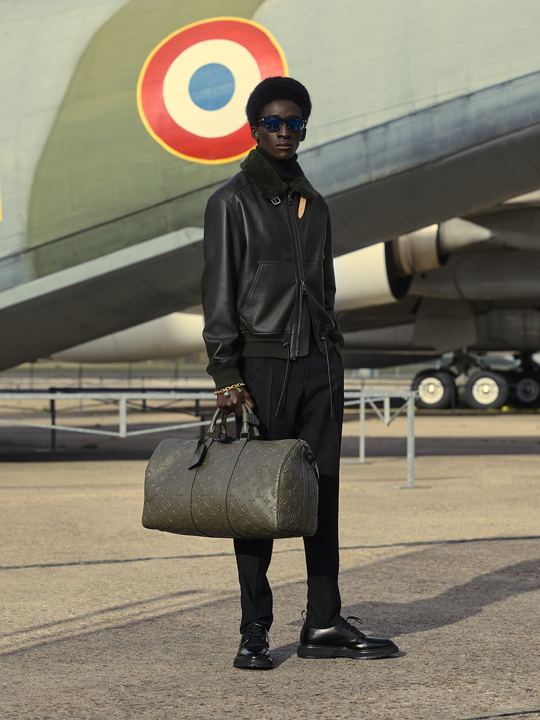 Louis Vuitton Mens Fall Winter 2021 reaction - LV Airplane bag!! 