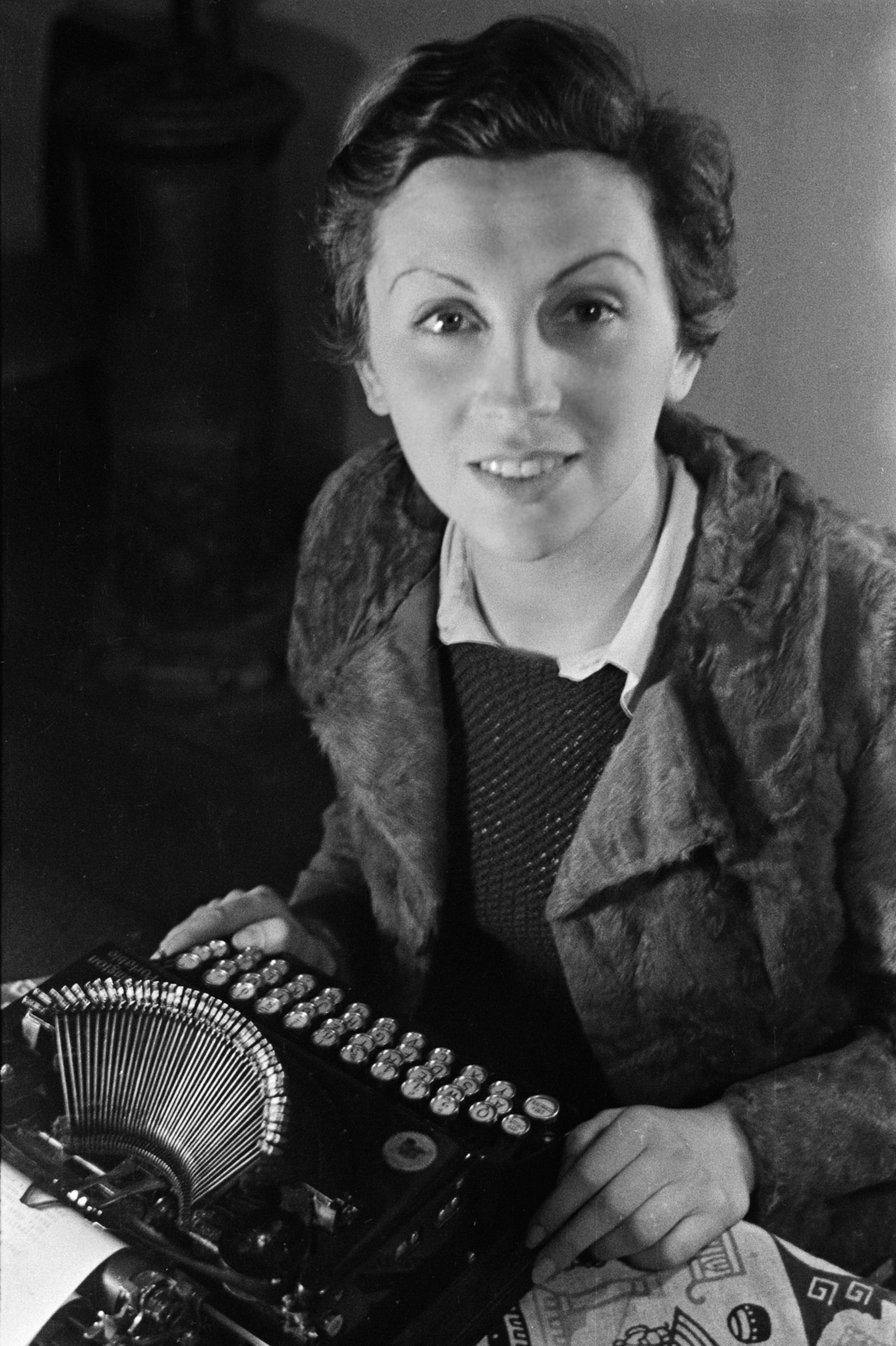 Gerda Taro e le donne che hanno fatto la storia della fotografia, celebrate nella miniserie di documentari 10x10 di MUDEC
