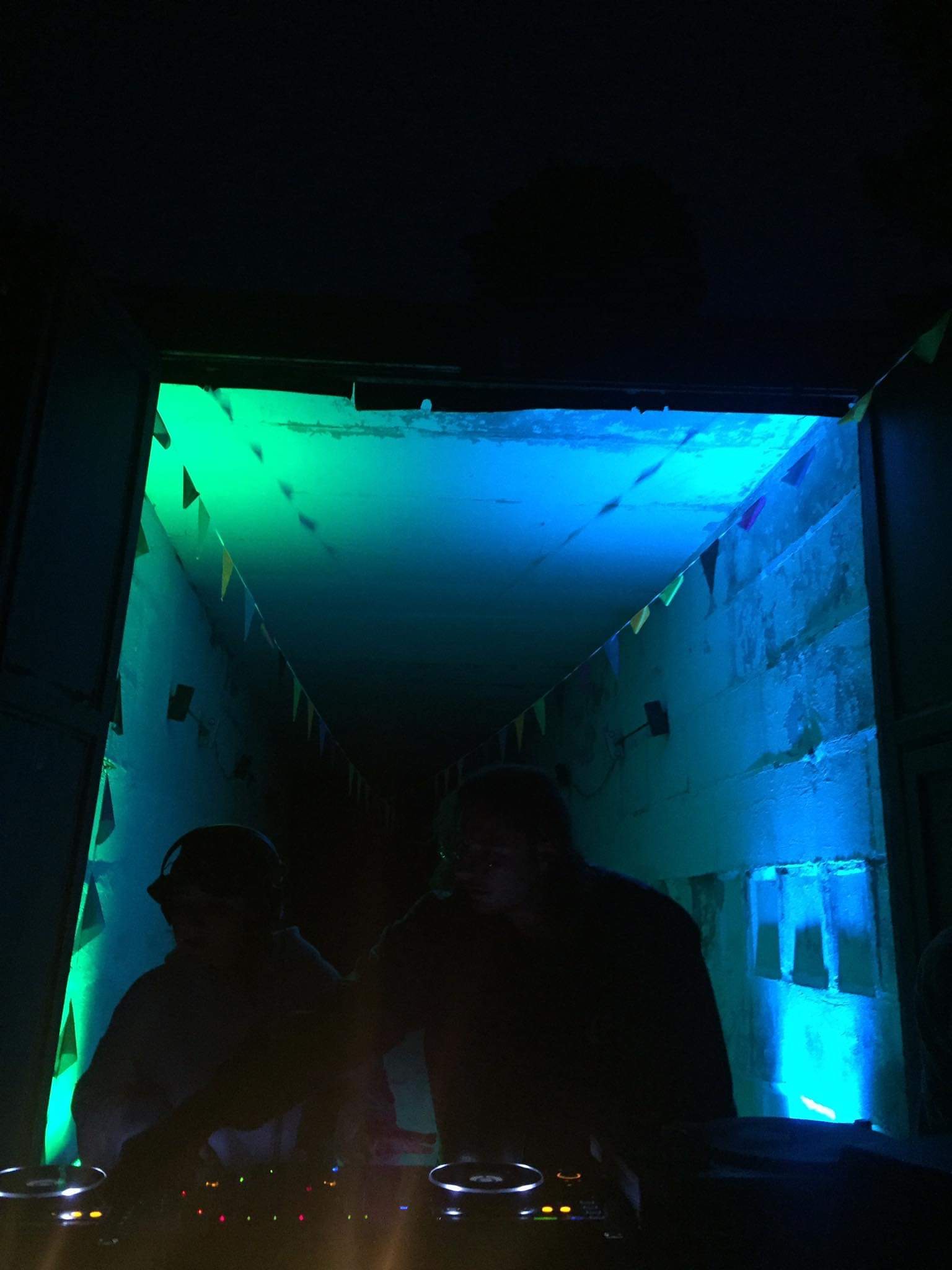 Quarantune, libro fotografico sulla club culture contemporanea