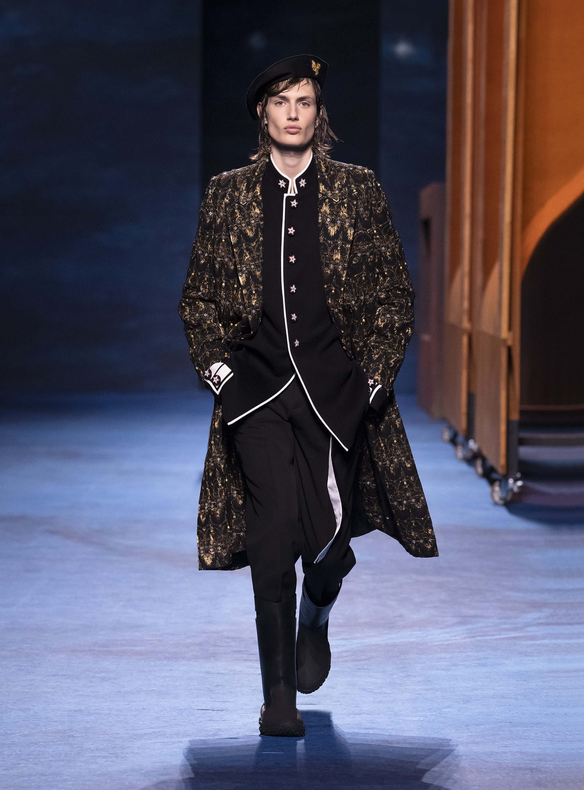 DIOR_WINTER21_LOOK_1.jpg