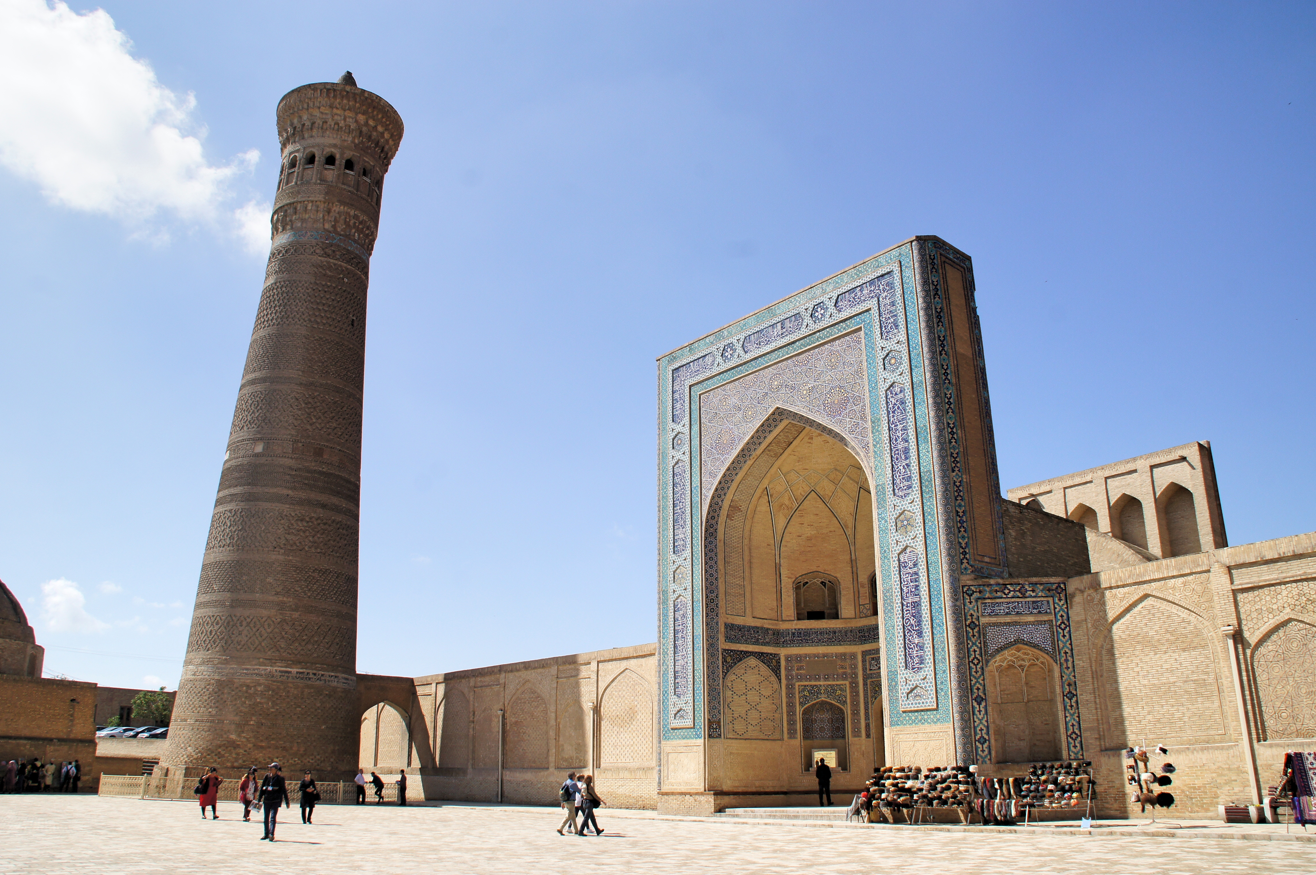 Bukhara merupakan kota penting di Jalur Sutra.