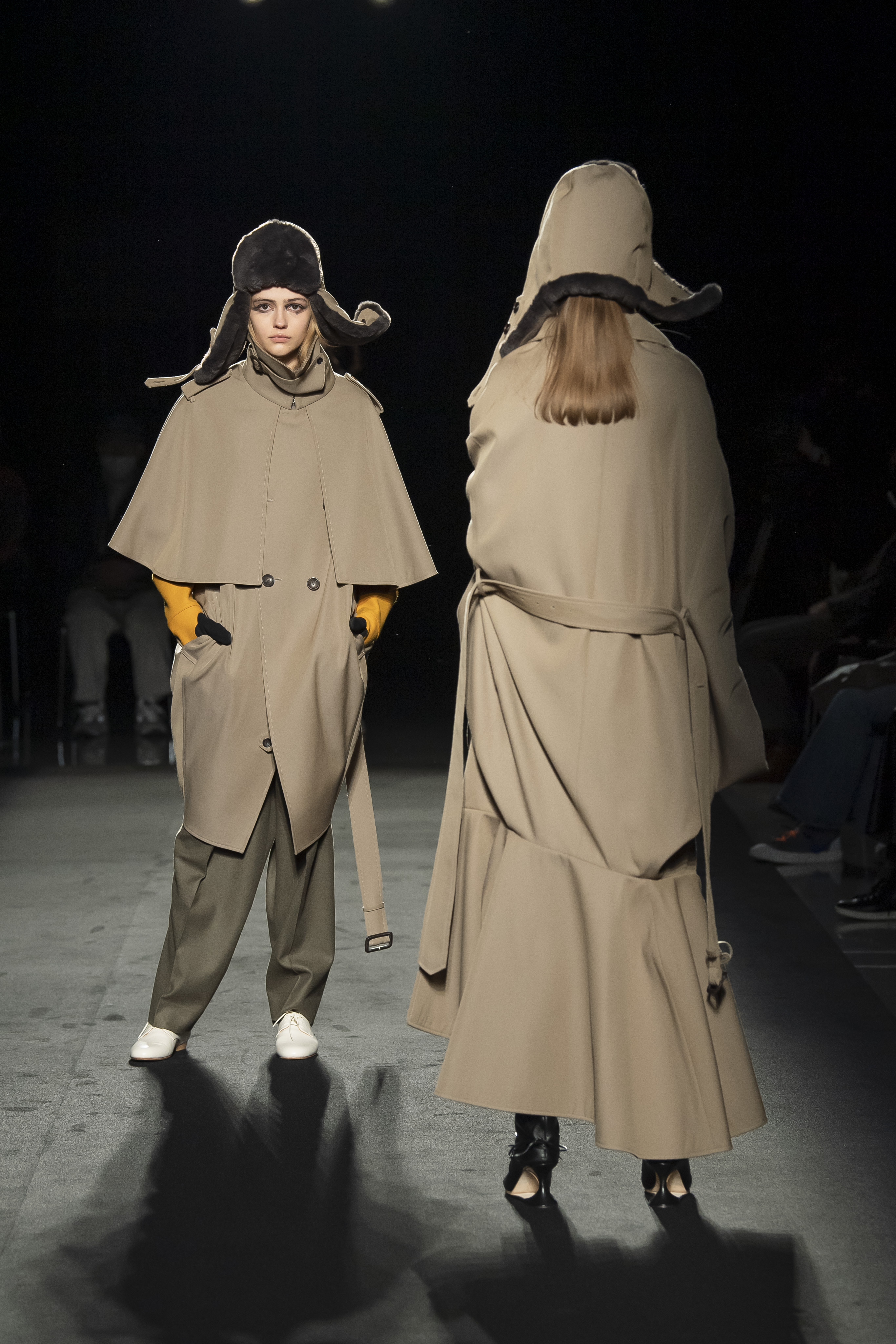 beautiful people FW21-20A.jpg