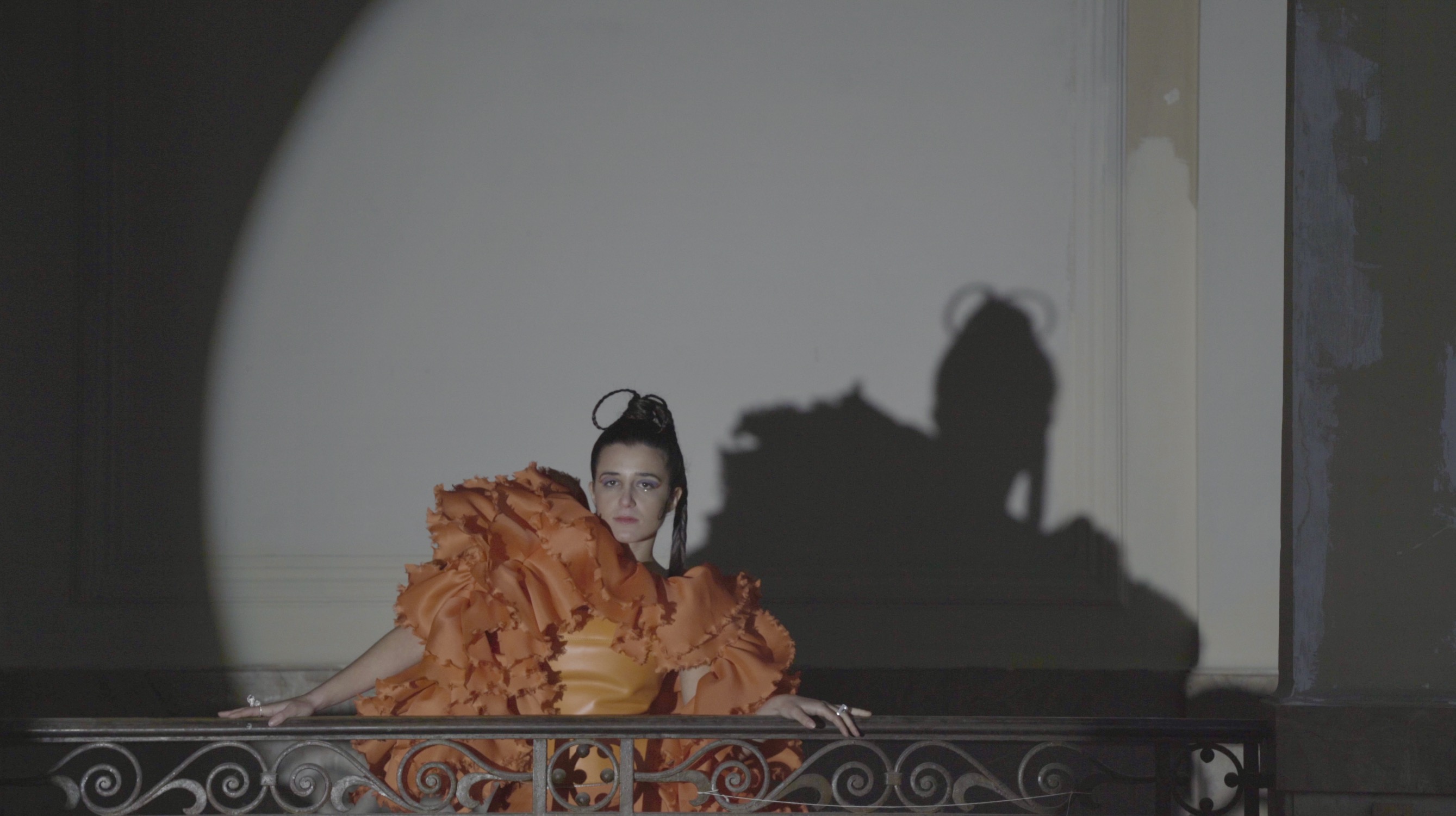 Intervista Elasi per l'uscita del videoclip Souvenir