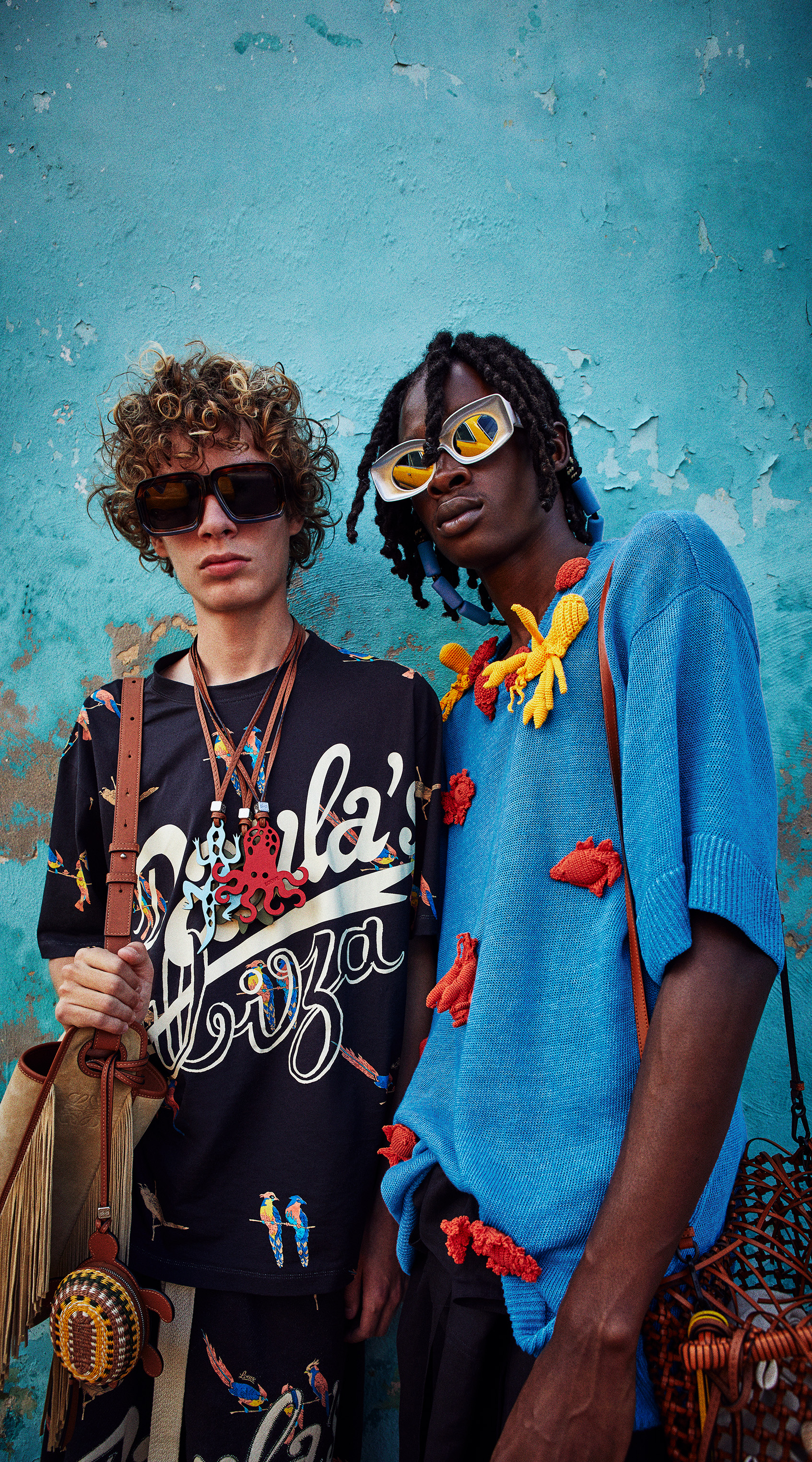 Campagna della collezione S/S 21 di Loewe Paula's Ibiza. Fotografia di Gray Sorrenti