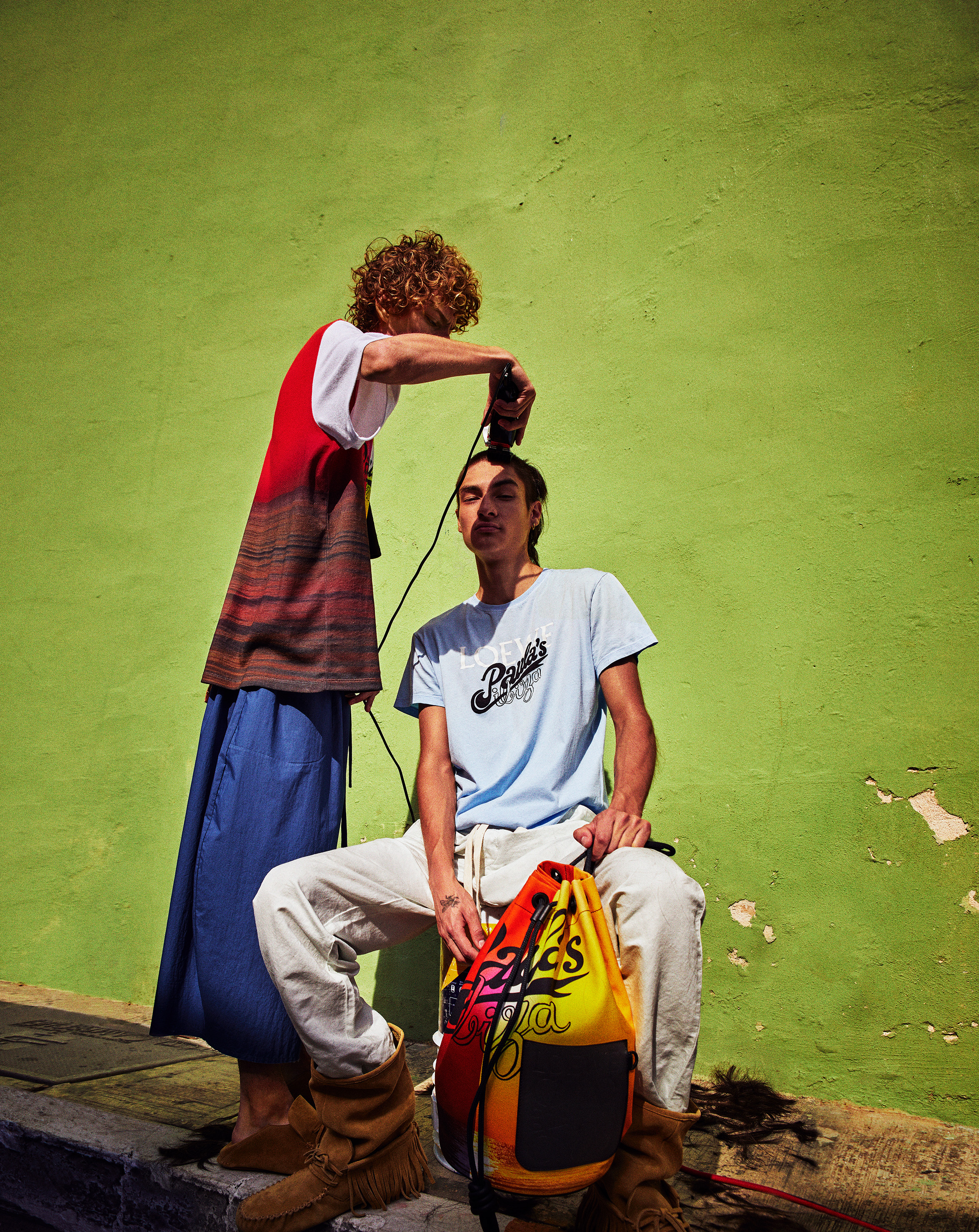 Campagna della collezione S/S 21 di Loewe Paula's Ibiza. Fotografia di Gray Sorrenti