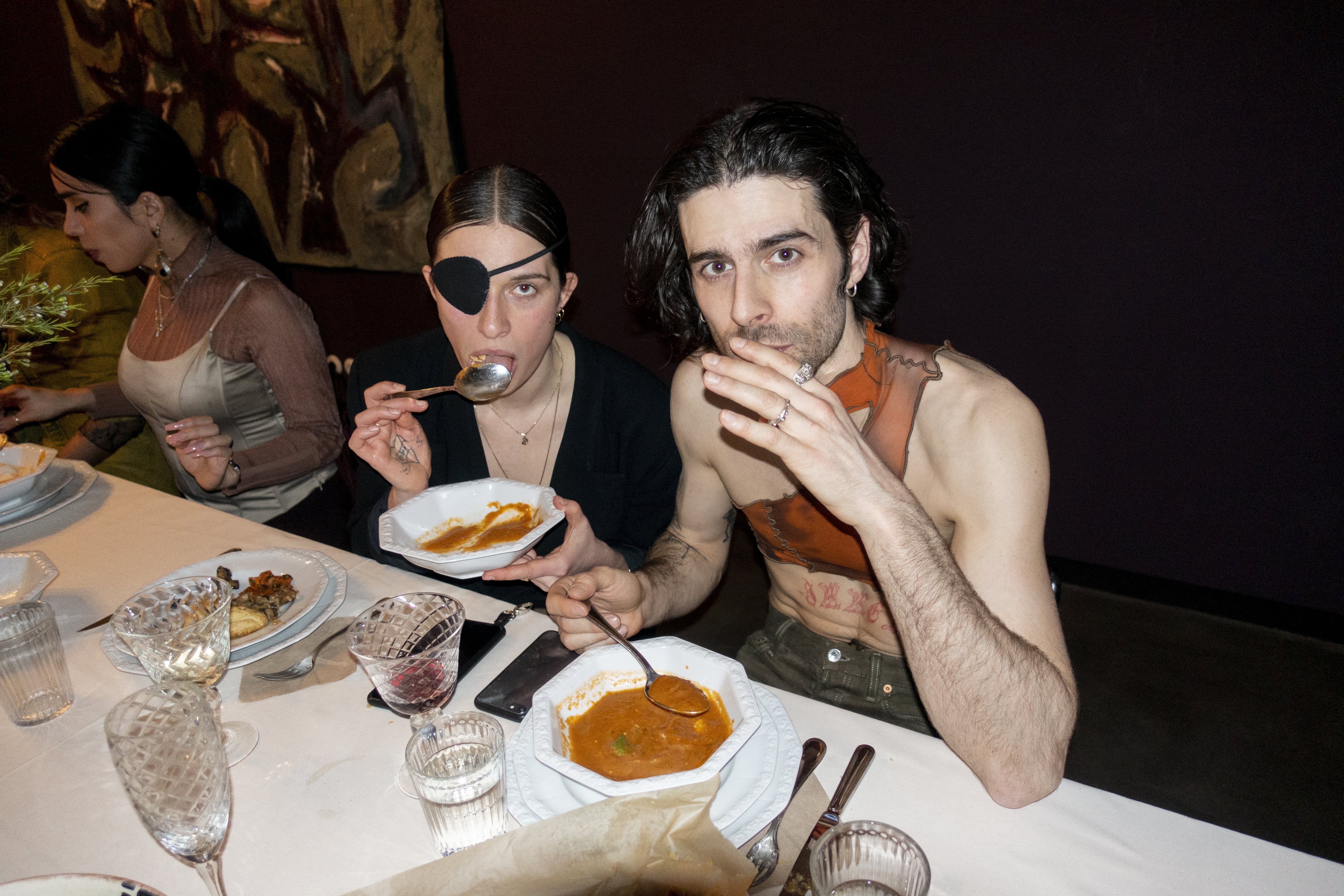Dinner-Performance1-min.jpg