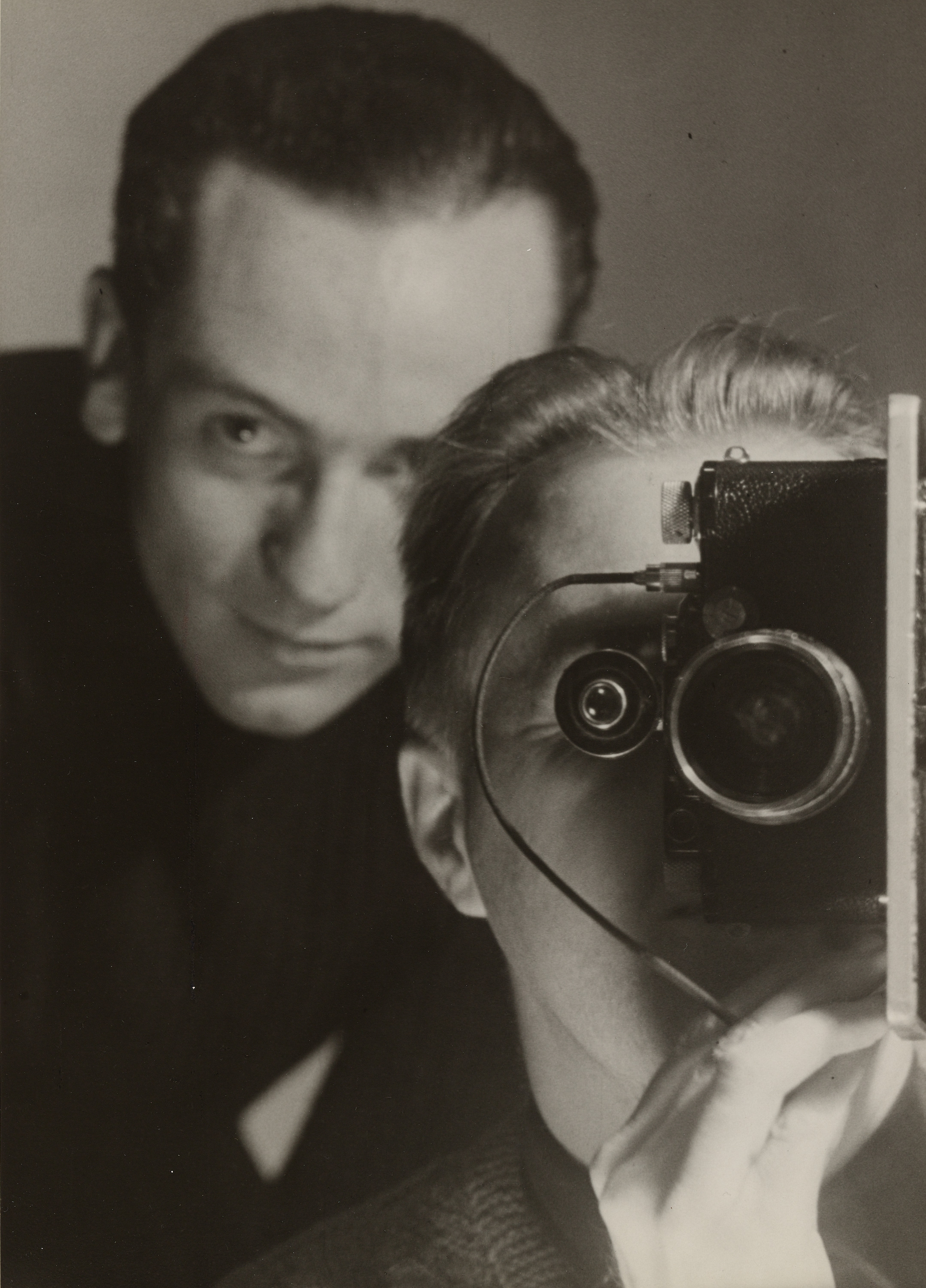 Untitled (Self - Portrait with Roger Parry), c. 1936,Maurice Tabard, Capolavori della Fotografia Moderna 1900-1940, MASI Lugano