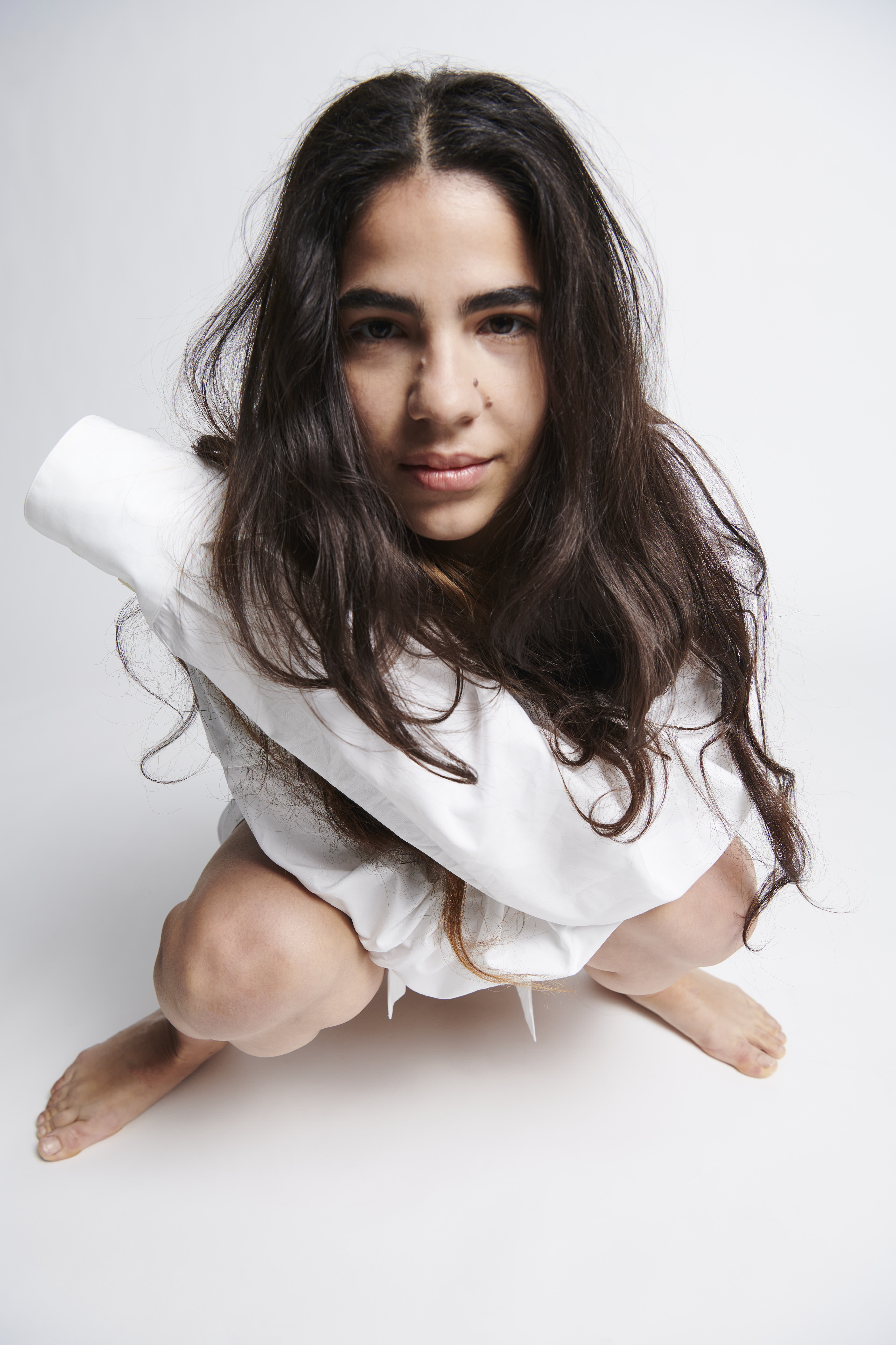 Anita Pomario attrice di Le Sorelle Macaluso sul set di i-d foto Rosario Rex di Salvo