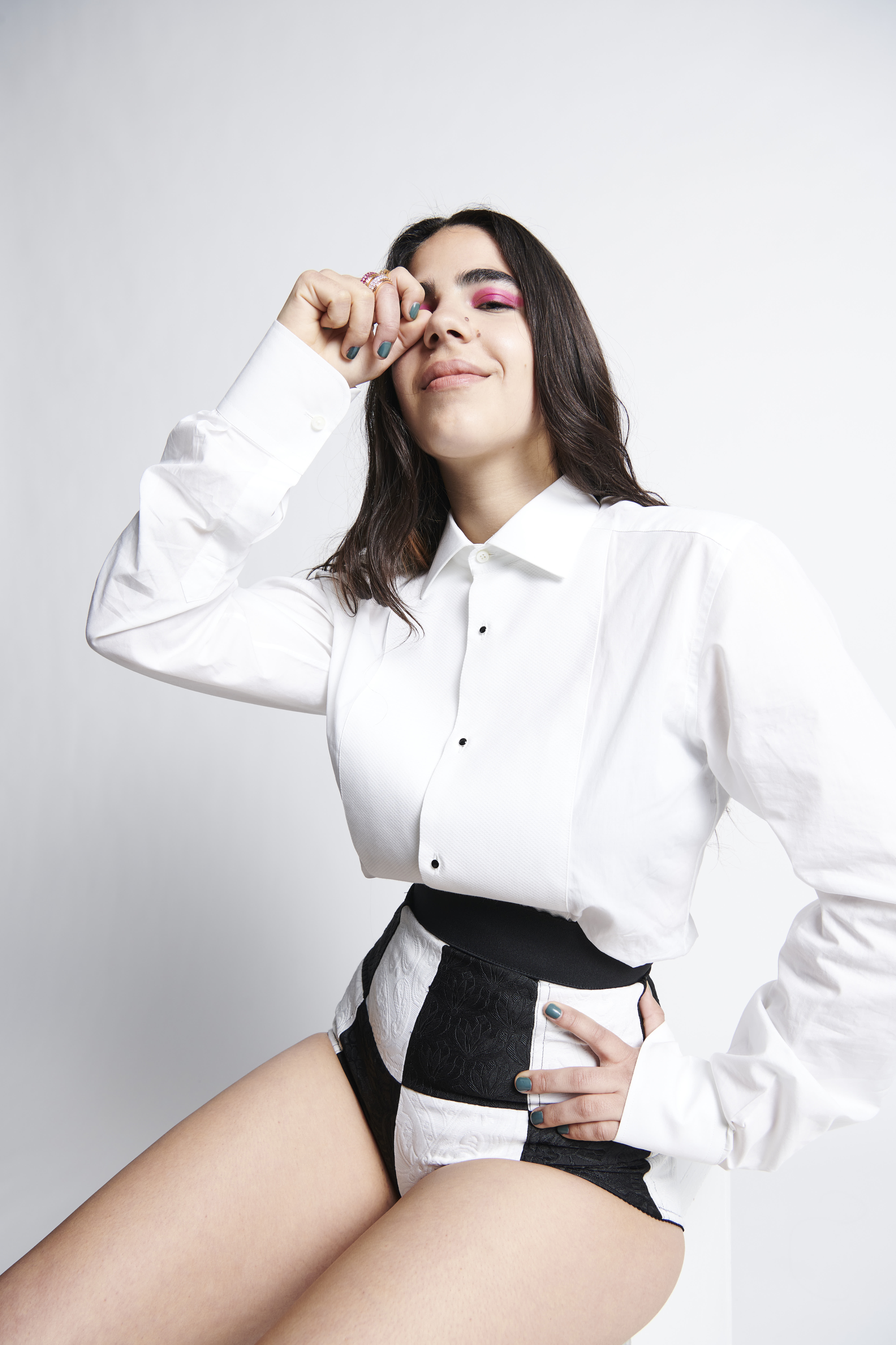 Anita Pomario attrice di Le Sorelle Macaluso sul set di i-d foto Rosario Rex di Salvo