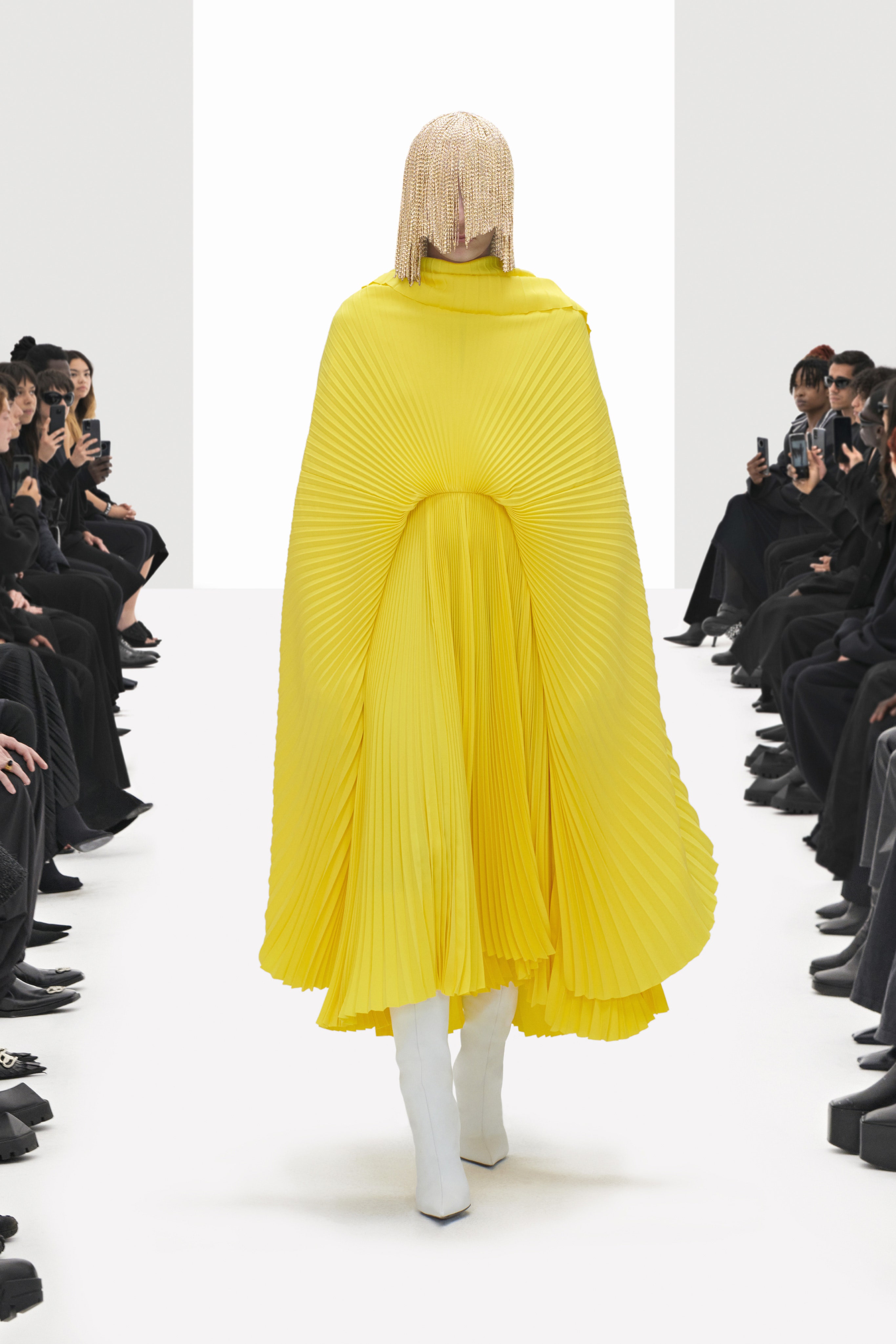 Balenciaga Spring 2022 Fashion Show Review