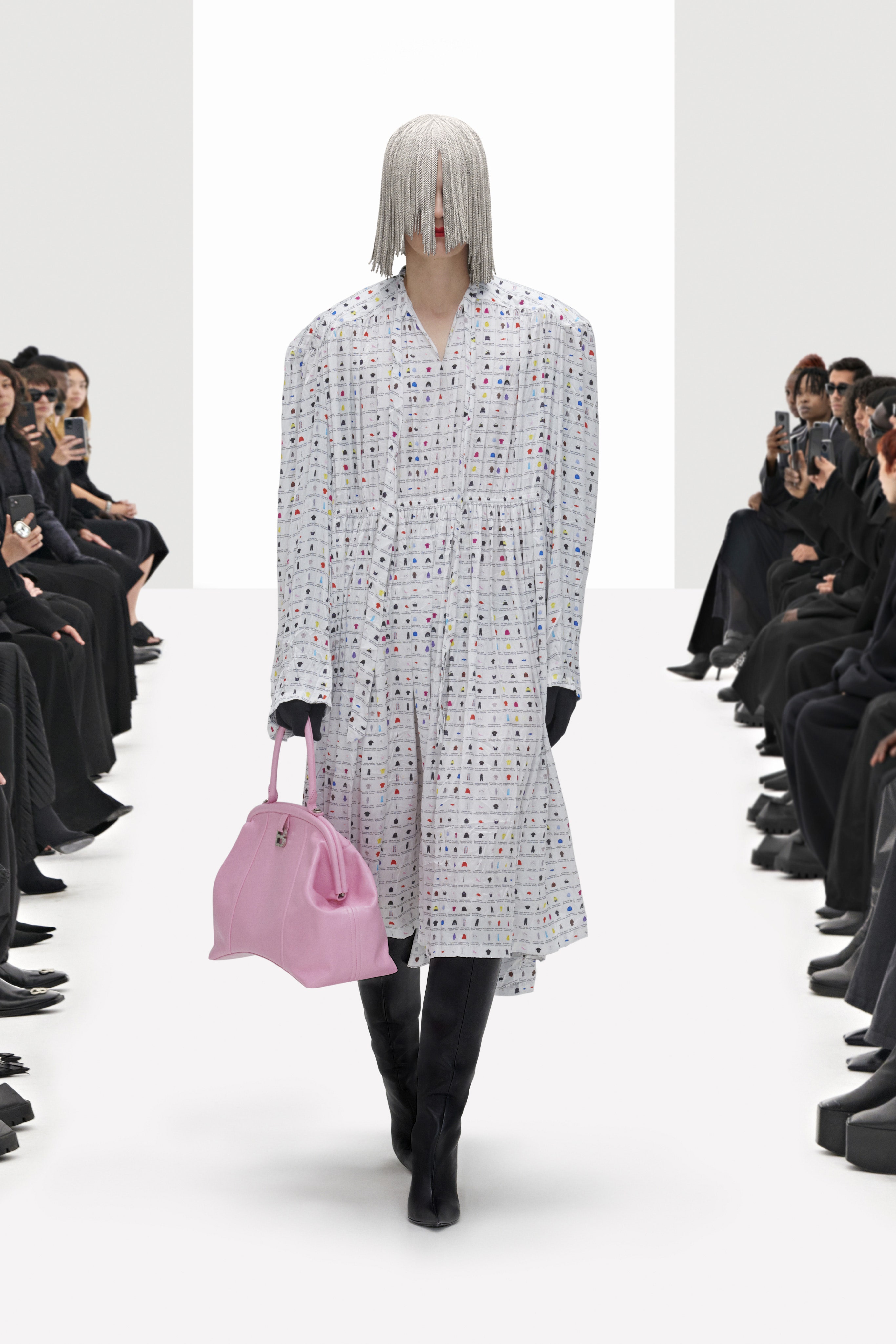 Balenciaga Spring 2022 Fashion Show Review