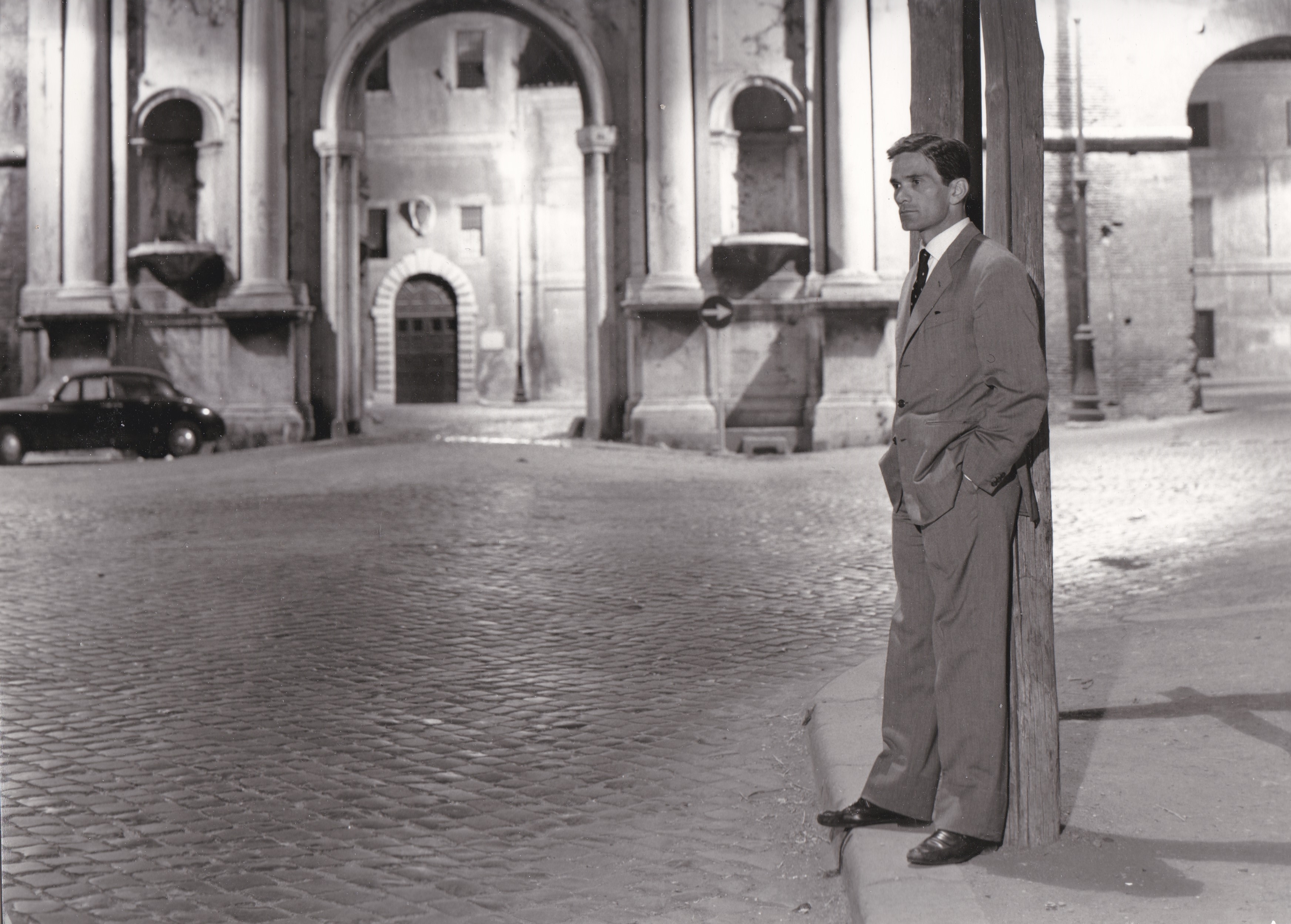 “Embodying Pasolini” di Tilda Swinton e Olivier Saillard per il progetto ROMAISON