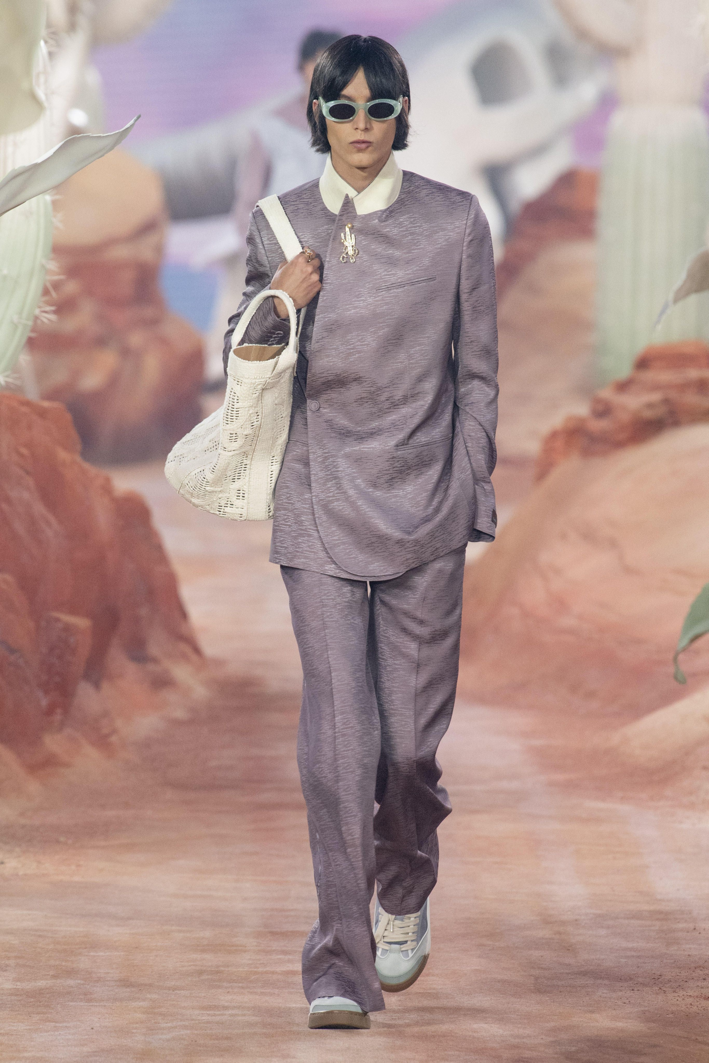 DIOR_MEN_SUMMER_2022_RUNWAY_LOOKS_17.JPG