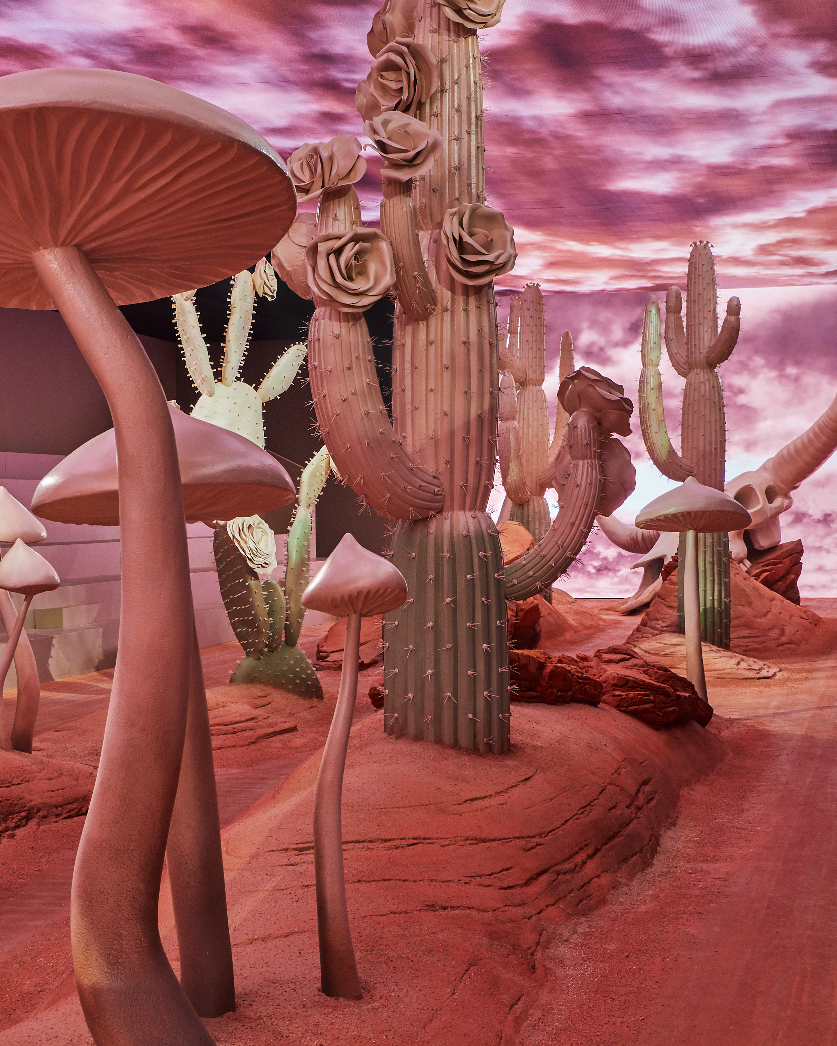 DIOR_MEN_SUMMER_2022_SCENORGAPHY©ADRIEN_DIRAND_1.jpg