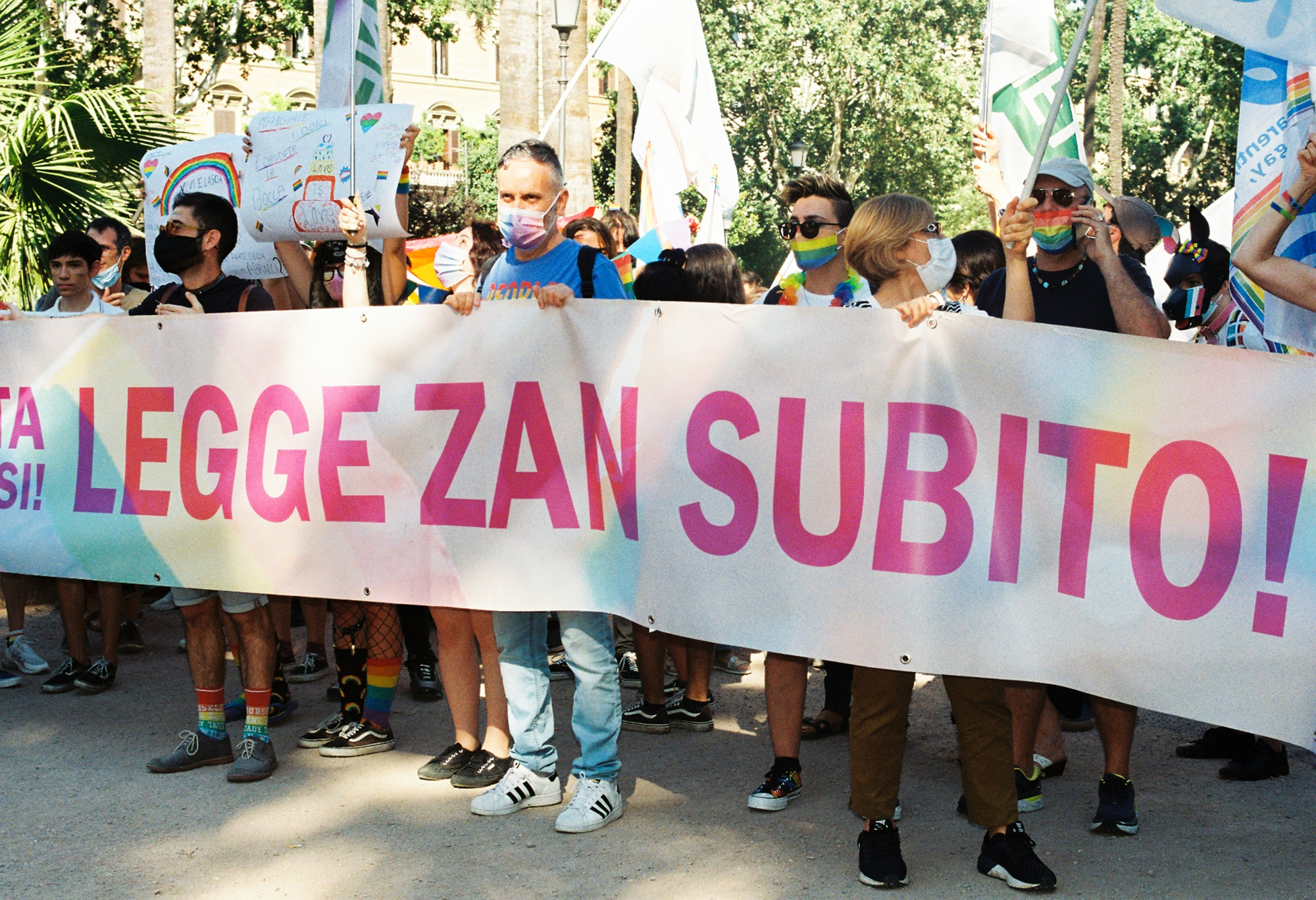 cartellone legge zan subito pride roma 2021 foto di Ludovico Andrea D’Auria