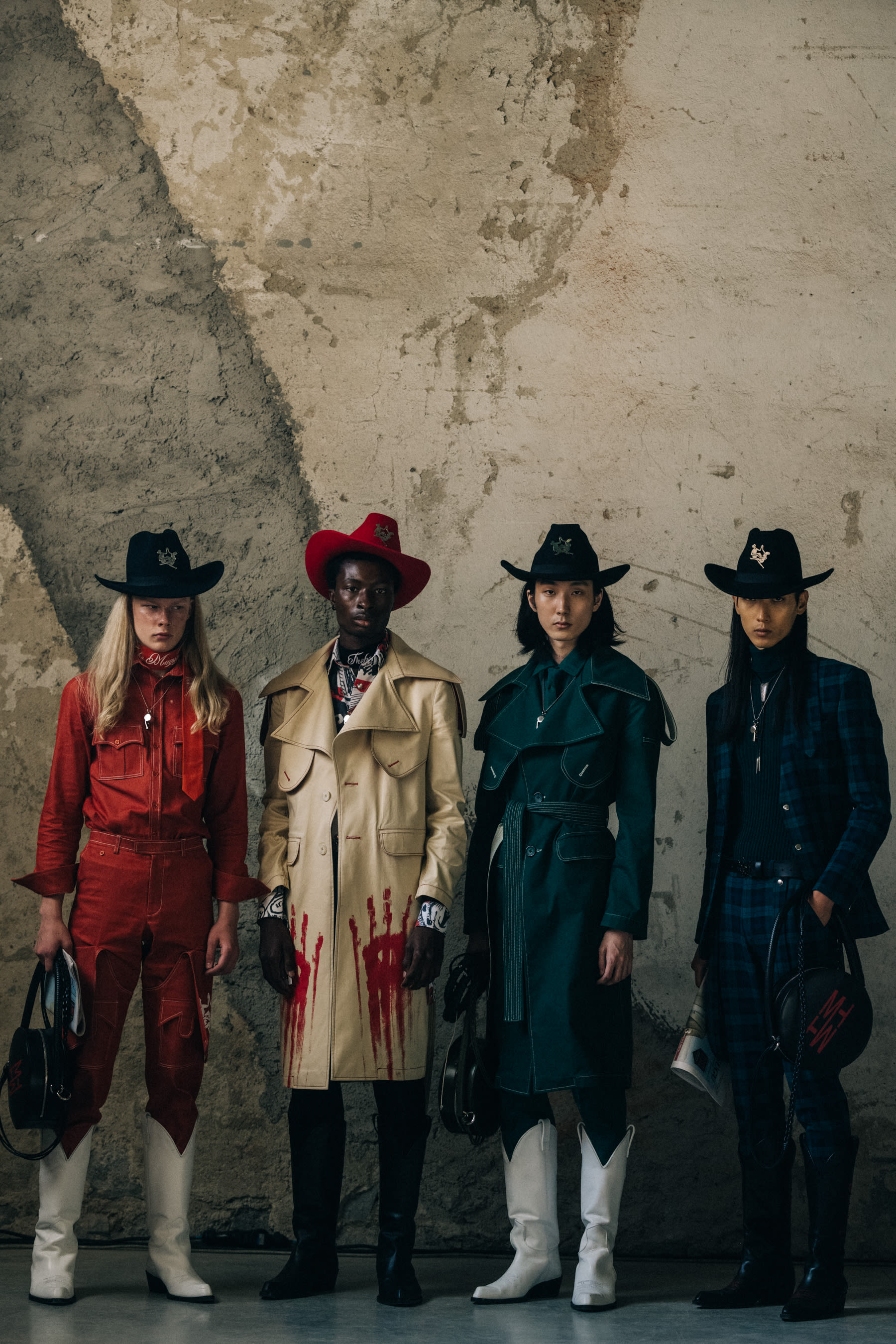 fotografie backstage performance thebe magugu 100° guest pitti immagine