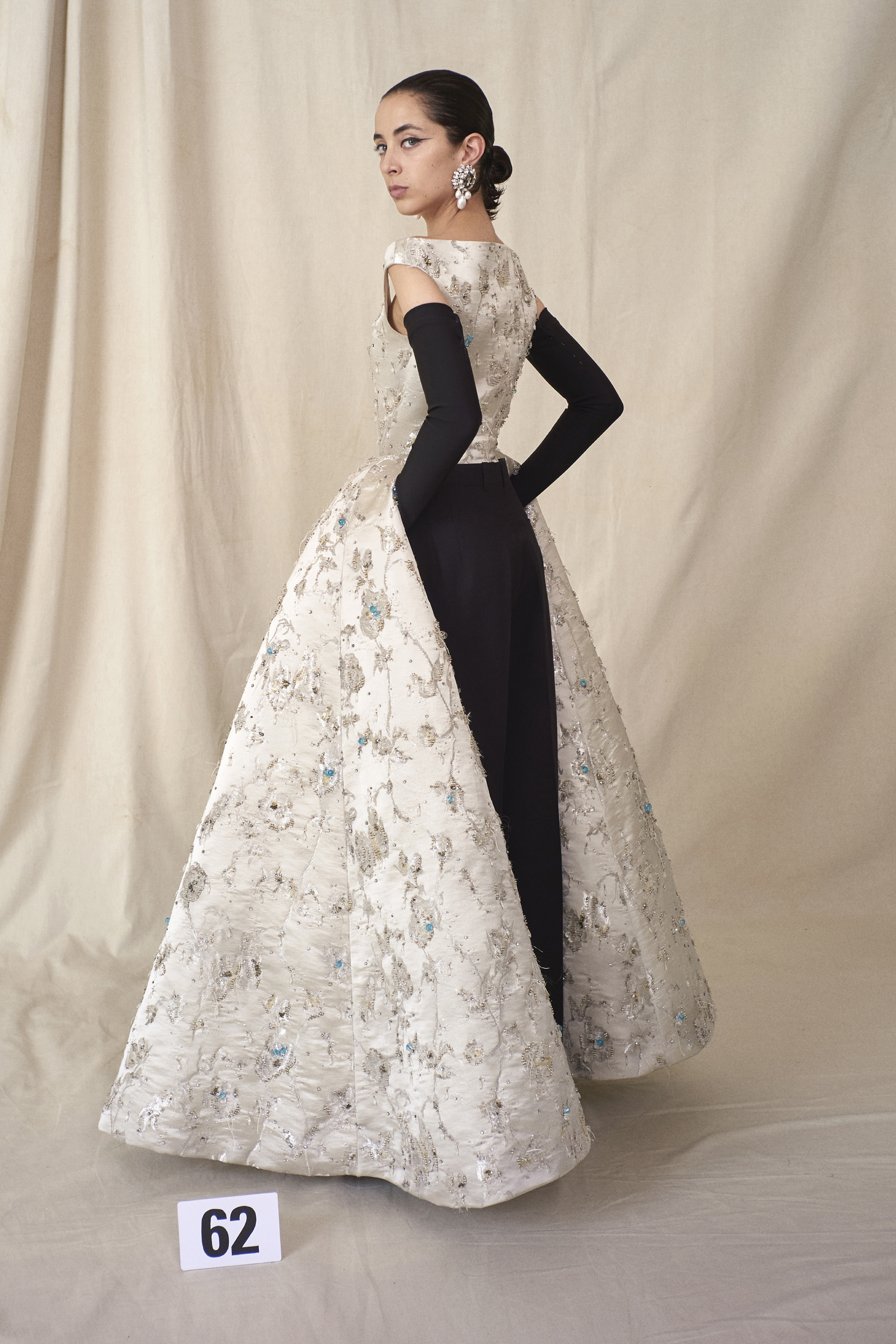 Viernes de Inspiración: Cristobal Balenciaga Wedding Dress (con