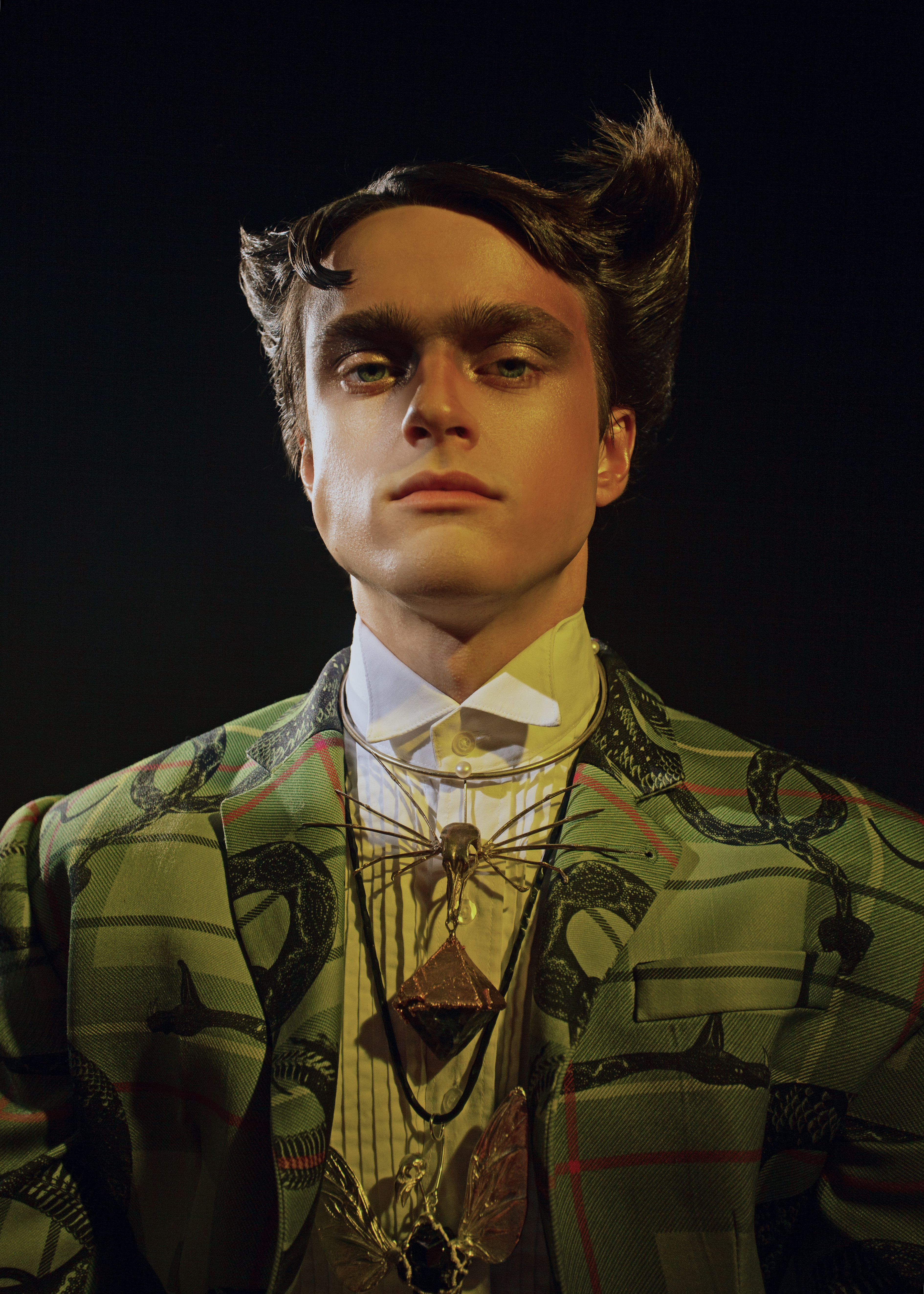 ragazzo con giacca d verde inner circus Fotografie di Anna Evstigneeva