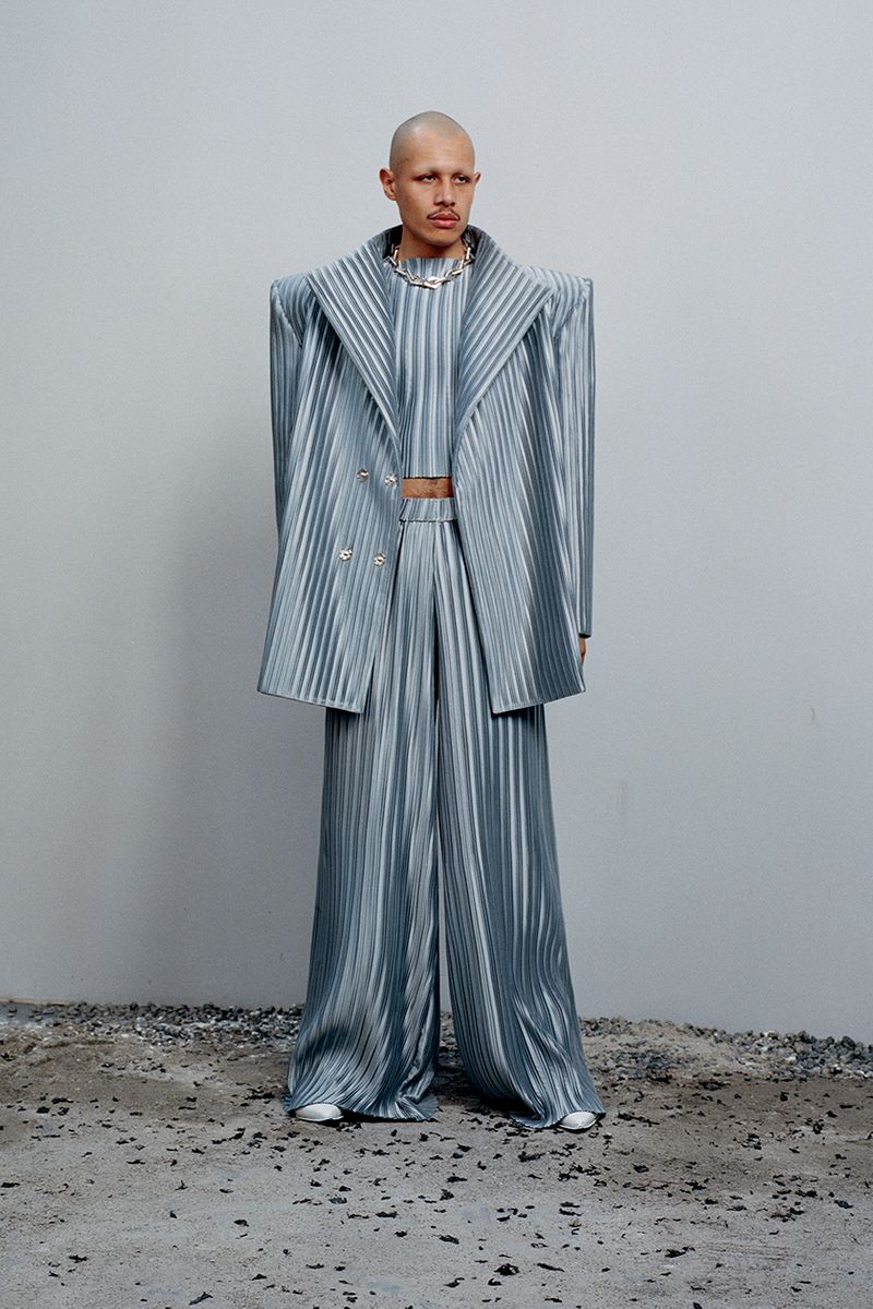 han-SS22-milan-05.jpg