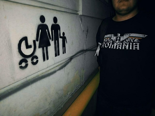 bra Naughty Disgust Cum e ținută-n viață extrema dreaptă din România prin preoți, tabere izolate şi manipulare bra Naughty Disgust Cum e ținută-n viață extrema dreaptă din România prin preoți, tabere izolate şi manipulare