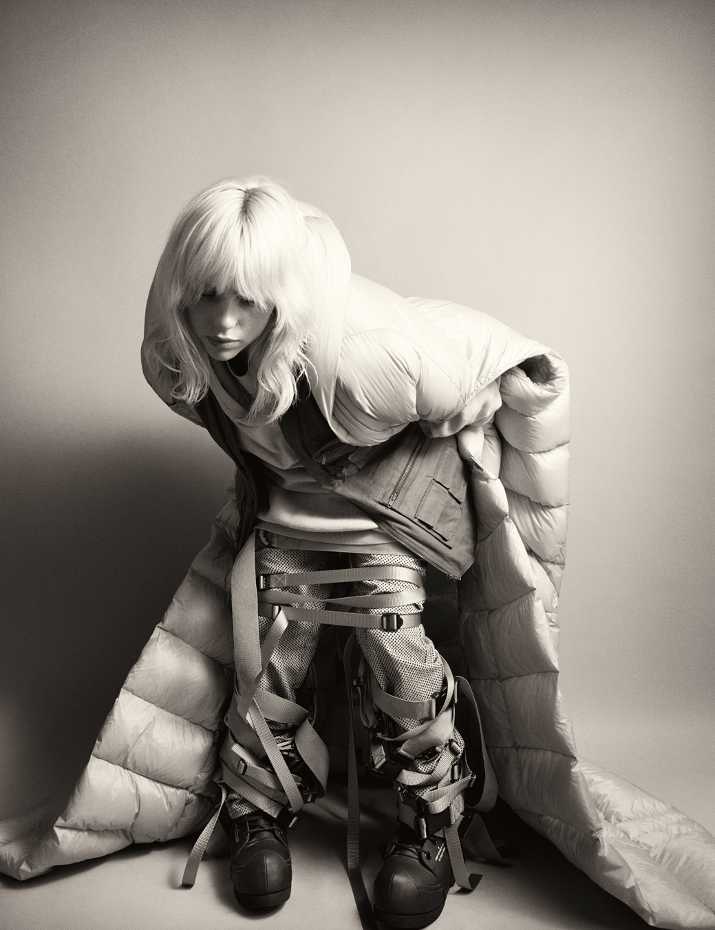20210608_ID_BillieEilish_SHOT01_247_V4_CMYK_FINAL.jpg