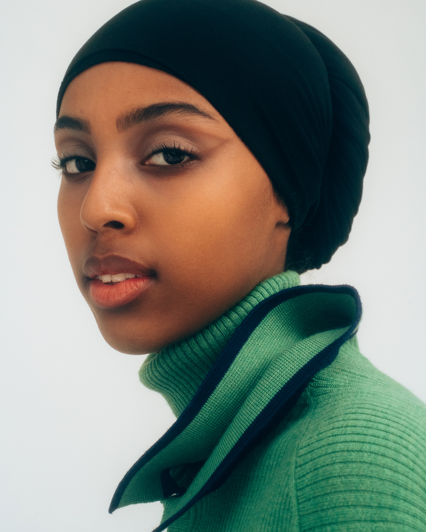 ragazza hiab cappotto verde